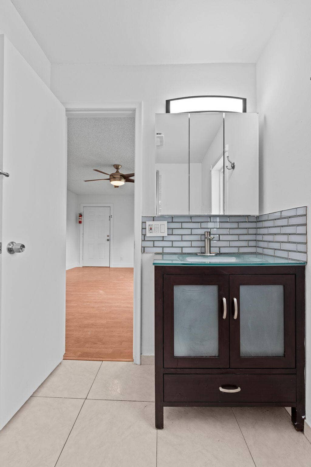 2315 NW 98th Lane, Coral Springs, FL 33065 26-web-or-mls-A7401085