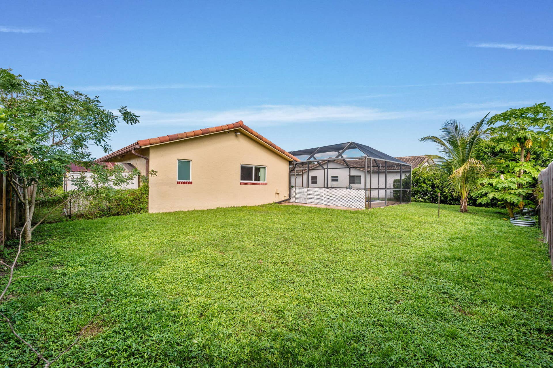 2315 NW 98th Lane, Coral Springs, FL 33065 40-web-or-mls-A7400930