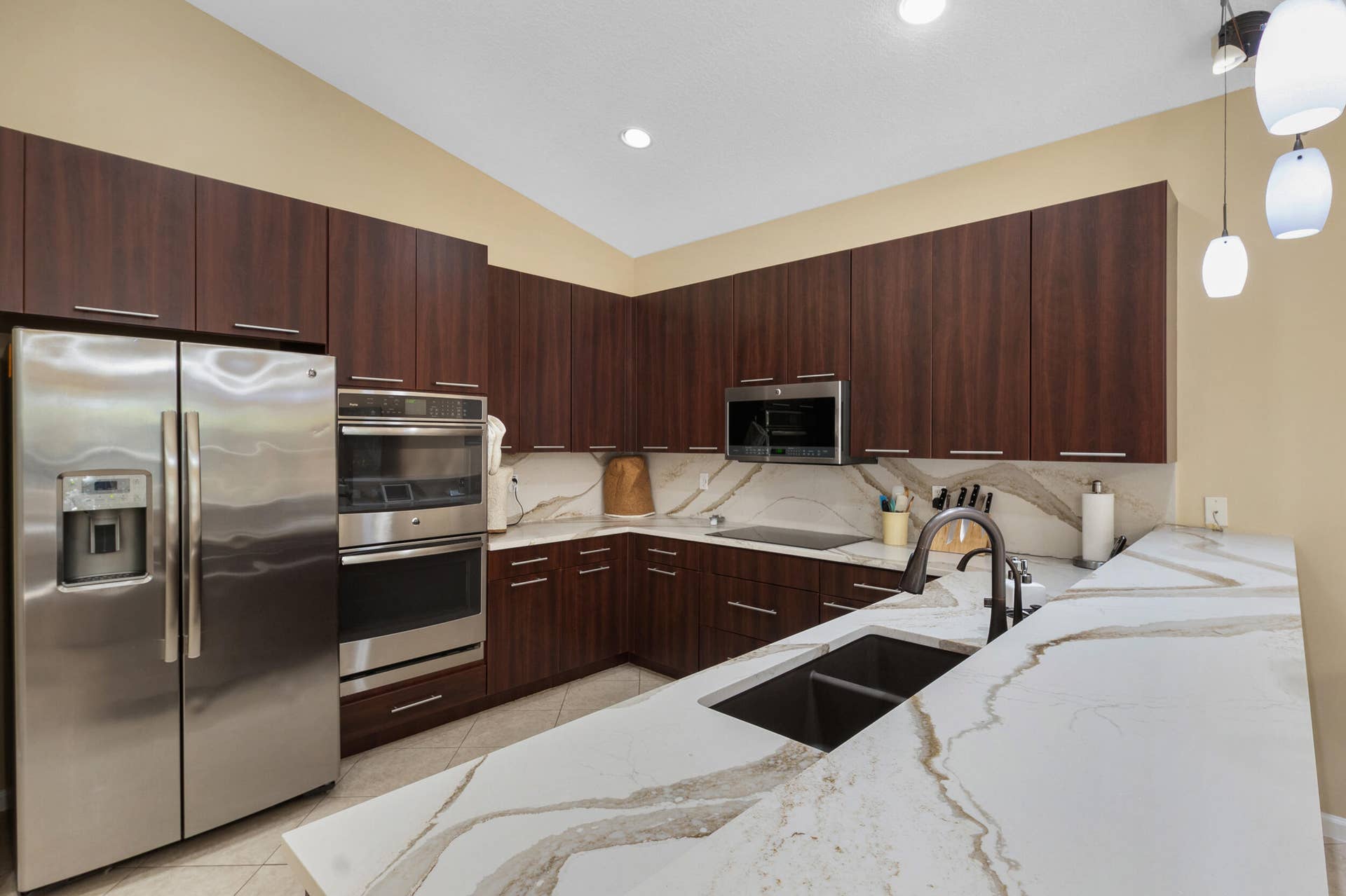 8691 Tierra Lago Cove, Lake Worth, FL 33467 17_accutour_01 8691-tierra-lago-cove -01