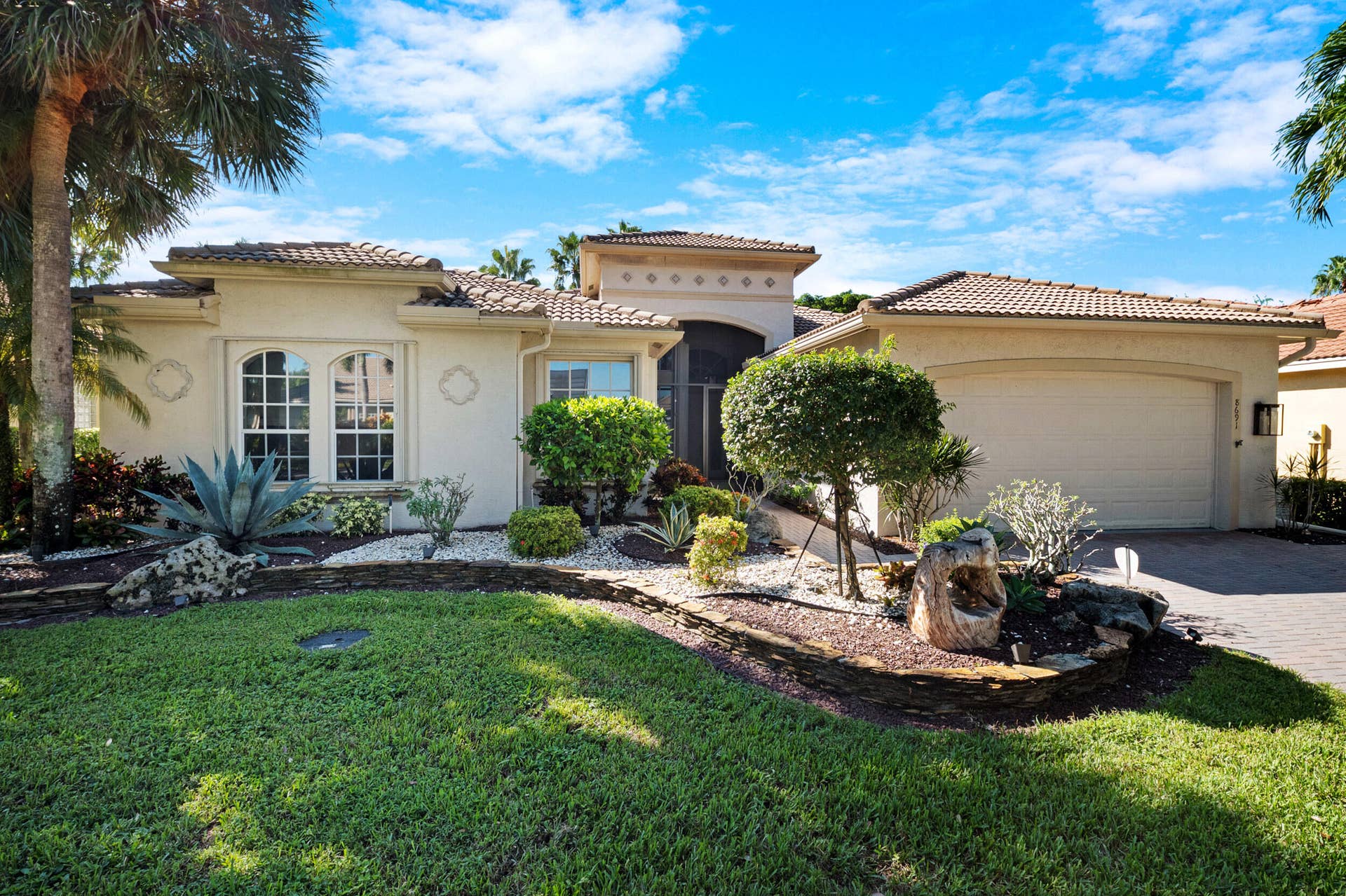 8691 Tierra Lago Cove, Lake Worth, FL 33467 4_accutour_01 8691-tierra-lago-cove -004