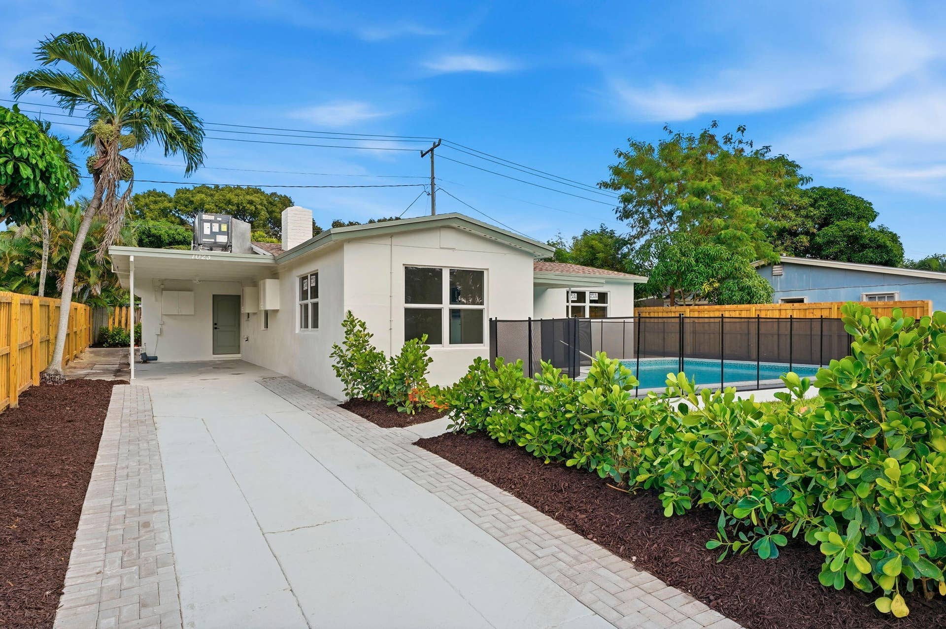 1023 Andrews Road, West Palm Beach, FL 33405 2-web-or-mls-002_DSC04228