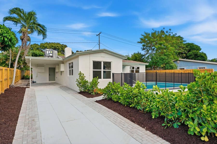 Property photo for 1023 Andrews Road, West Palm Beach, FL