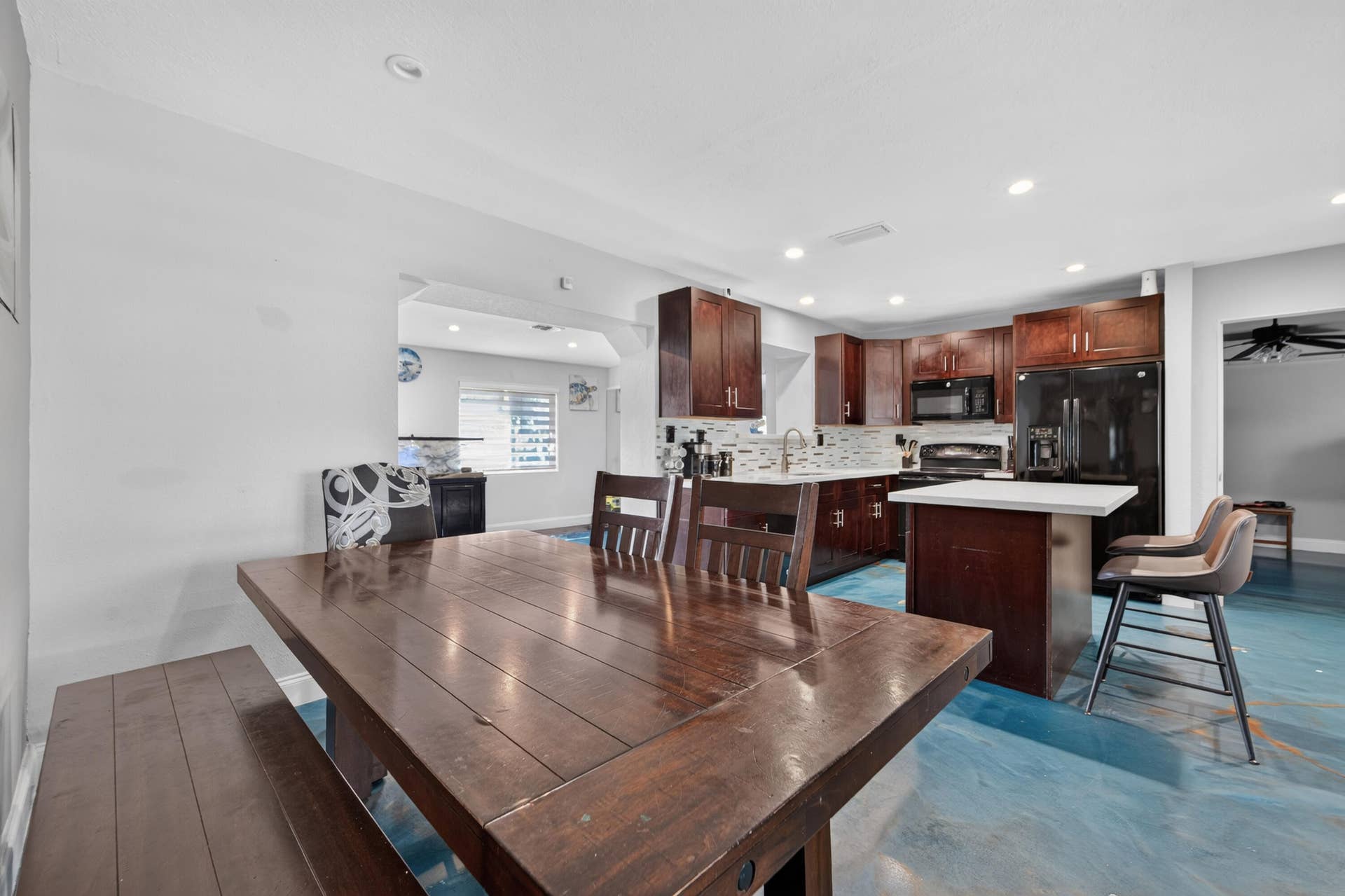 8800 NW 15TH Street, Pembroke Pines, FL 33024 dining room