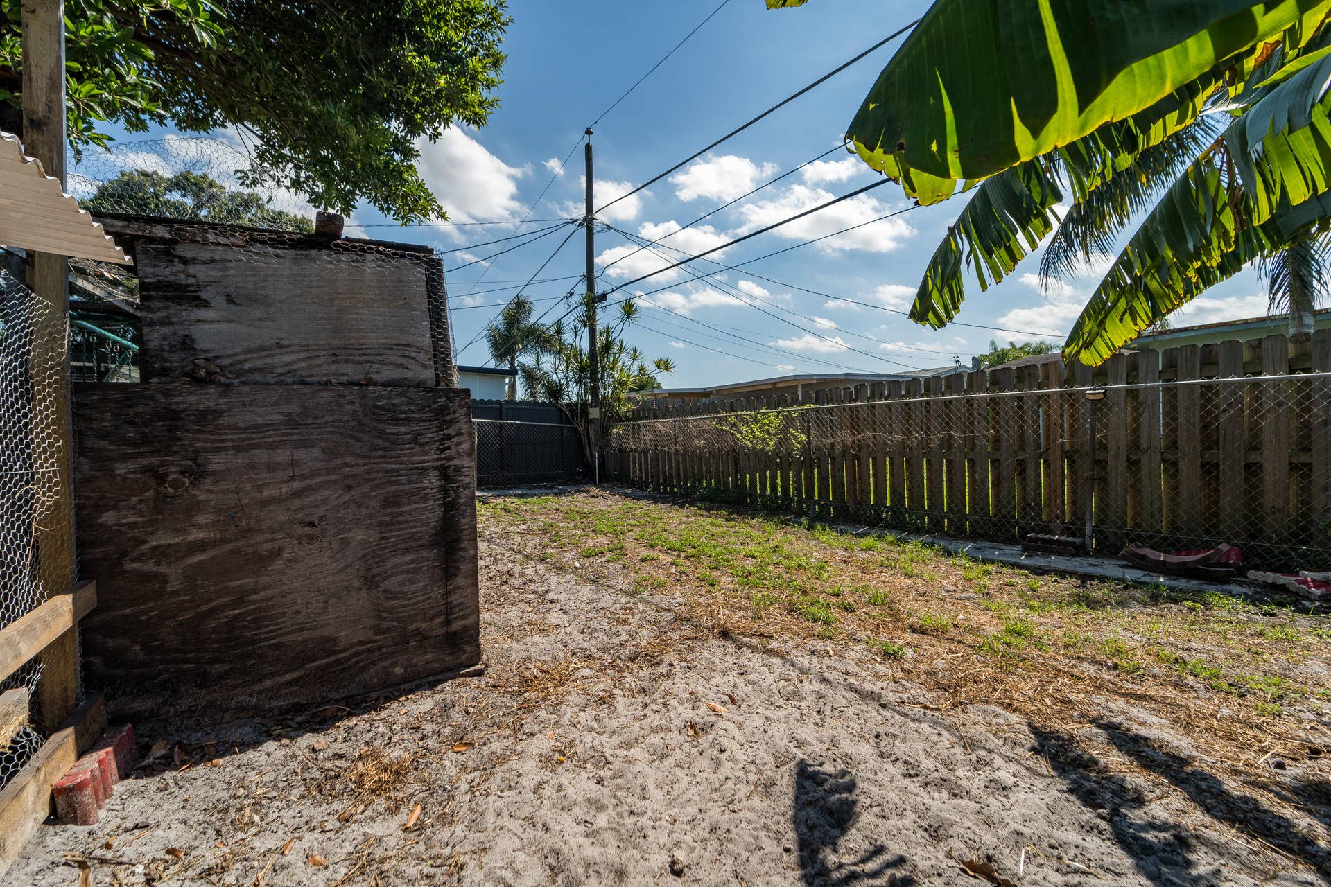 8800 NW 15TH Street, Pembroke Pines, FL 33024 backyard