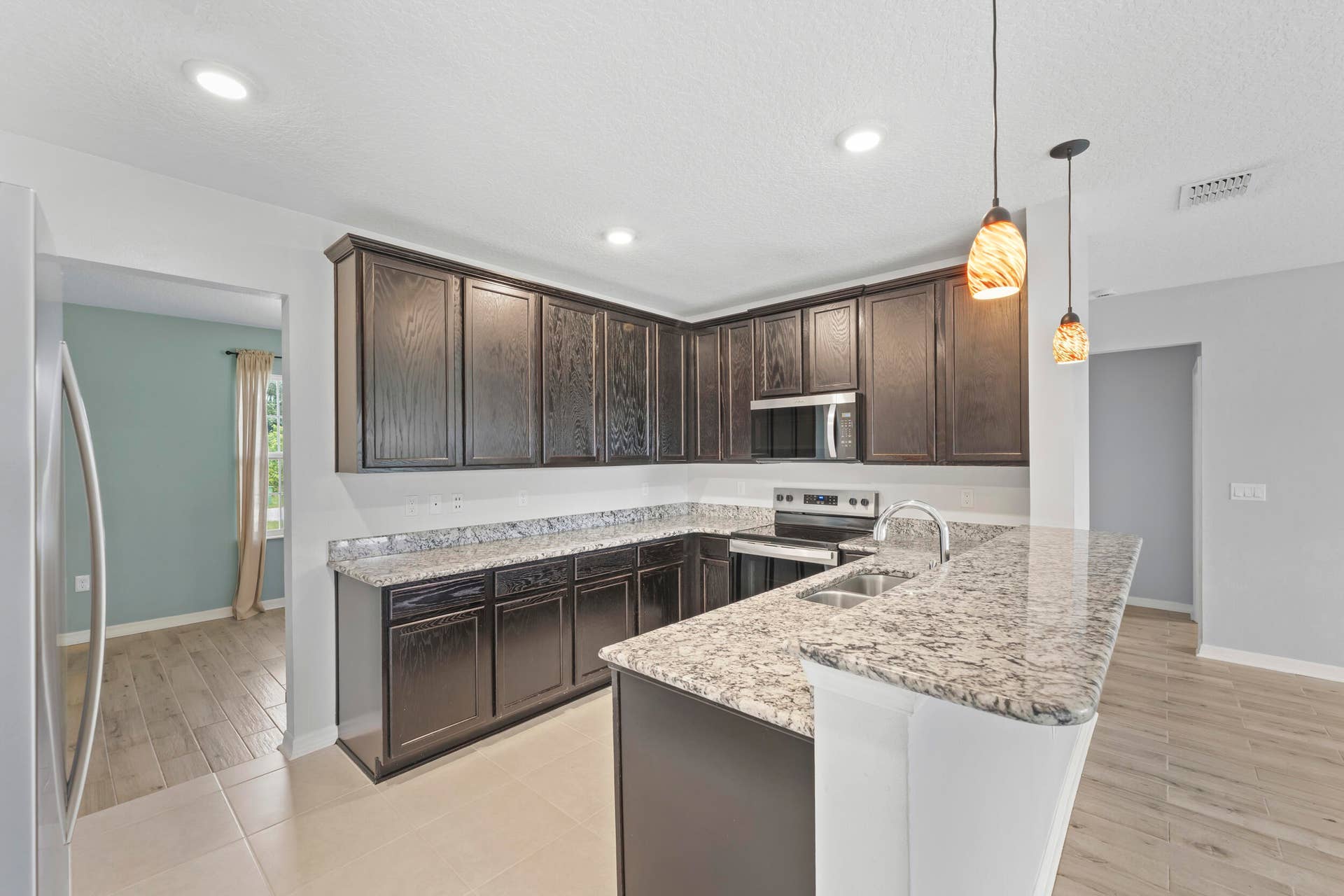 770 SW SARAGOSSA Avenue, Port St Lucie, FL 34953 17_15
