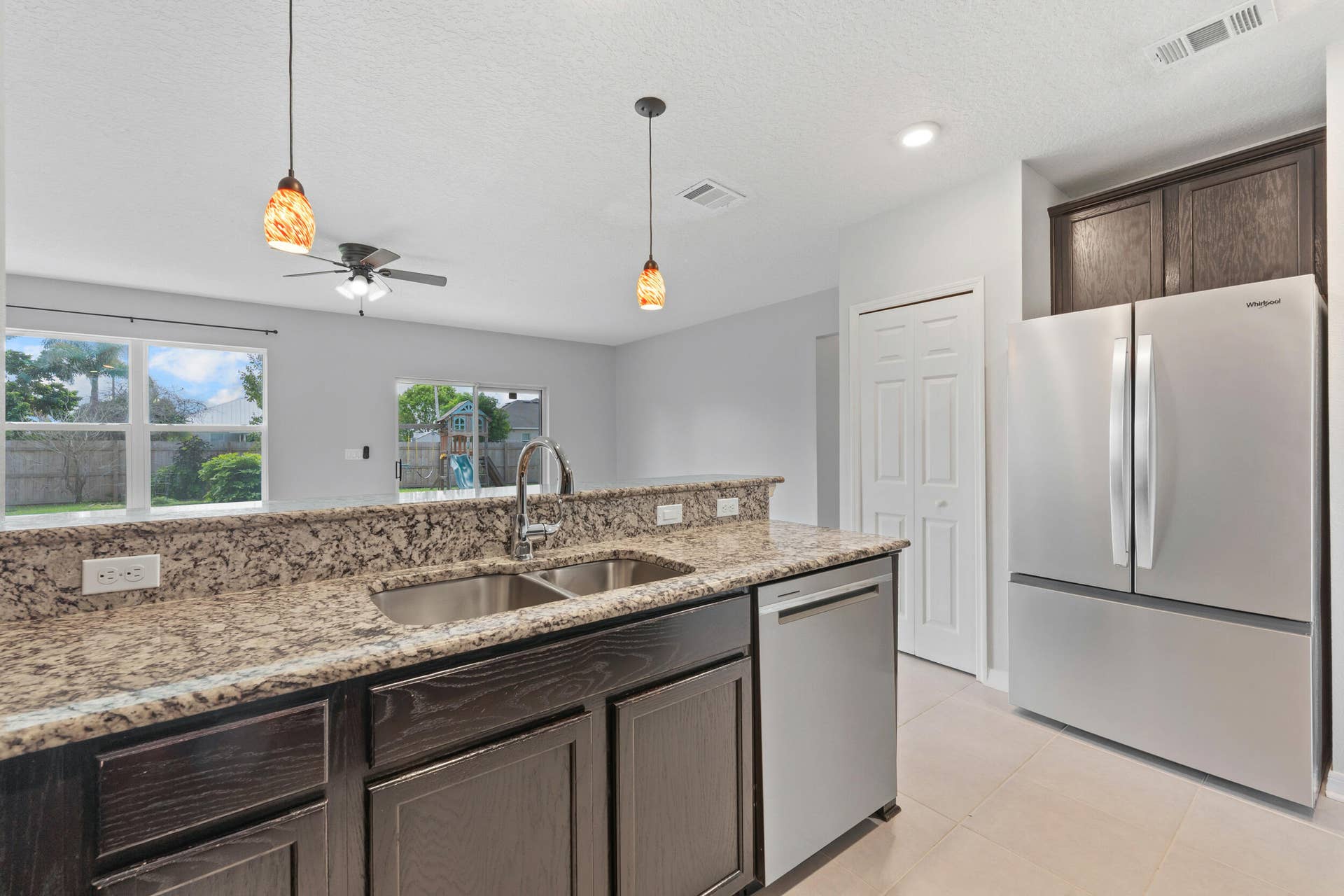 770 SW SARAGOSSA Avenue, Port St Lucie, FL 34953 16_17