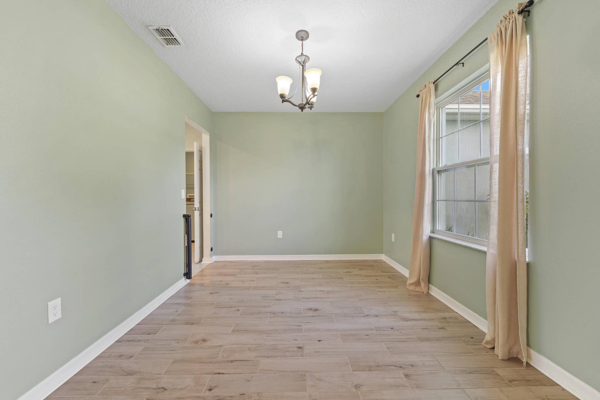 770 SW SARAGOSSA Avenue, Port St Lucie, FL 34953 3_08