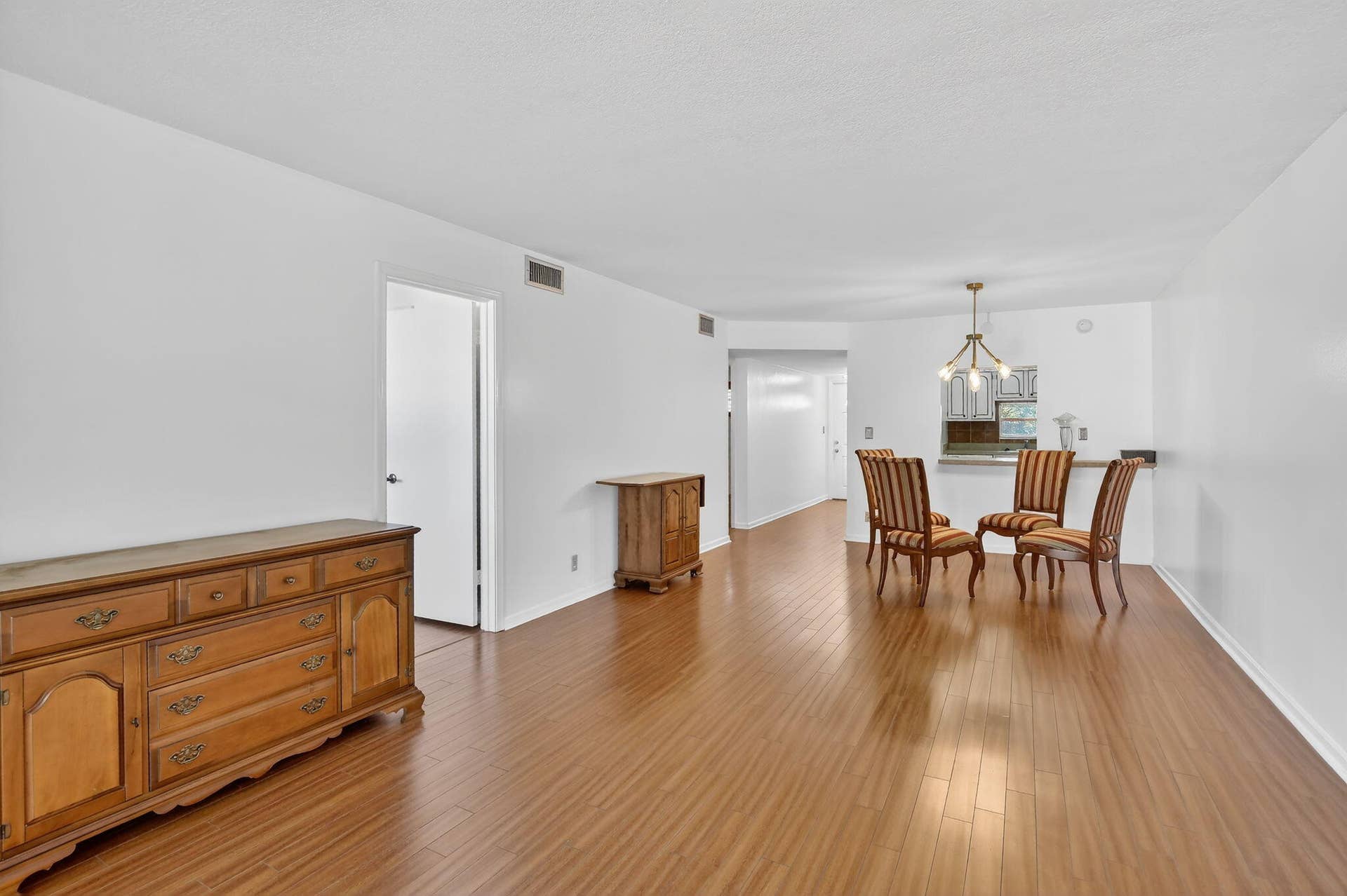 8921 S HOLLYBROOK Boulevard, #209, Pembroke Pines, FL 33025 16-web-or-mls-_A7A0234