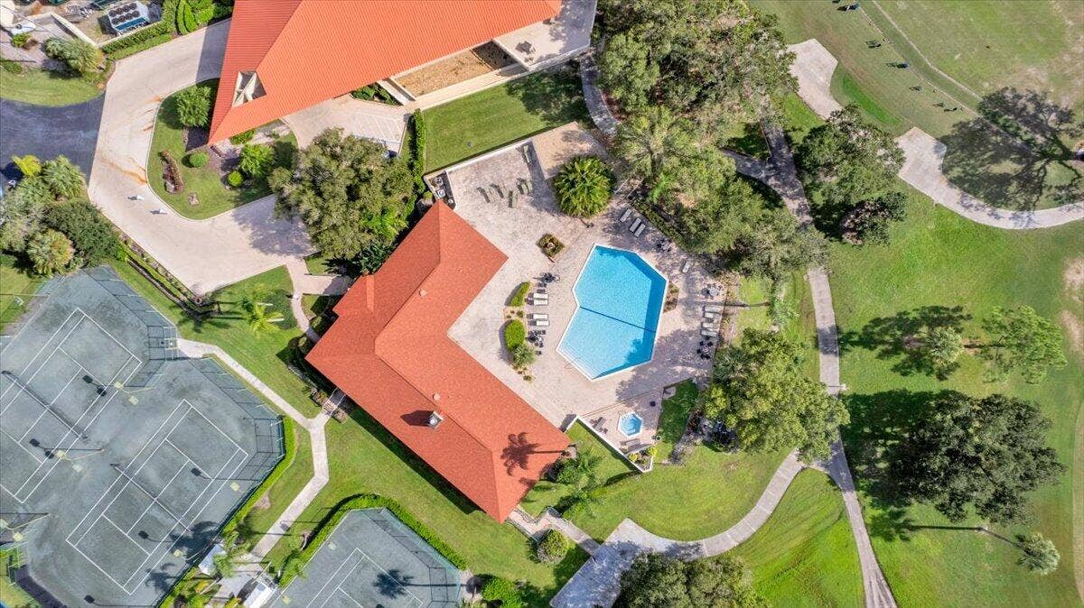 Club House with Pool