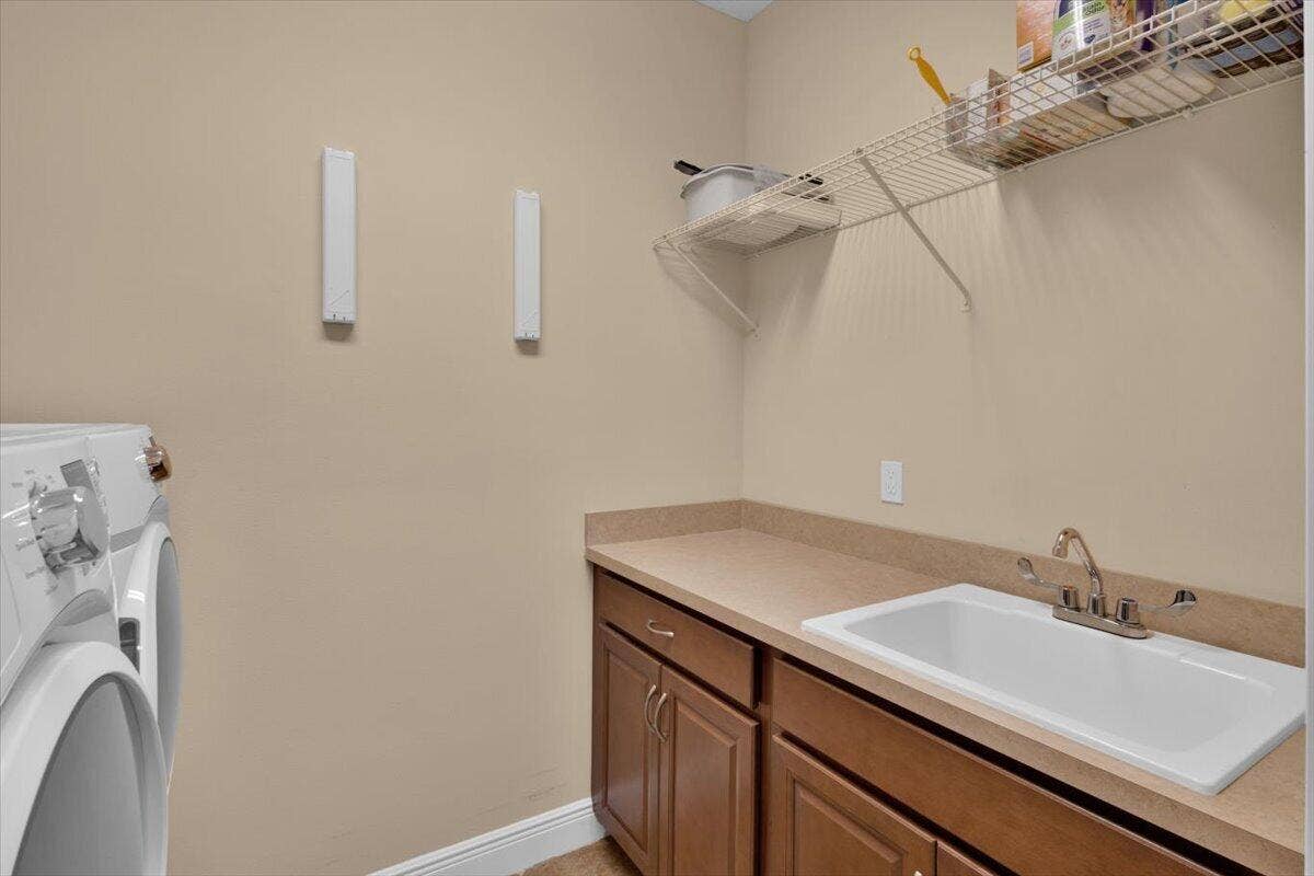 laundry room 1b