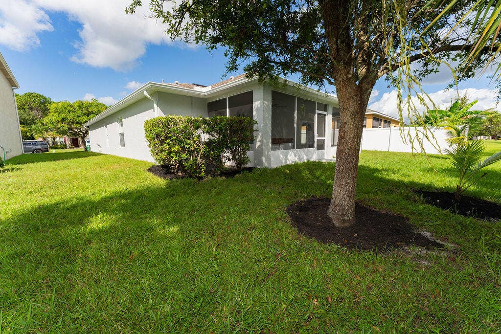 5138 NW WISK FERN Circle, Port St Lucie, FL 34986 SIL05775