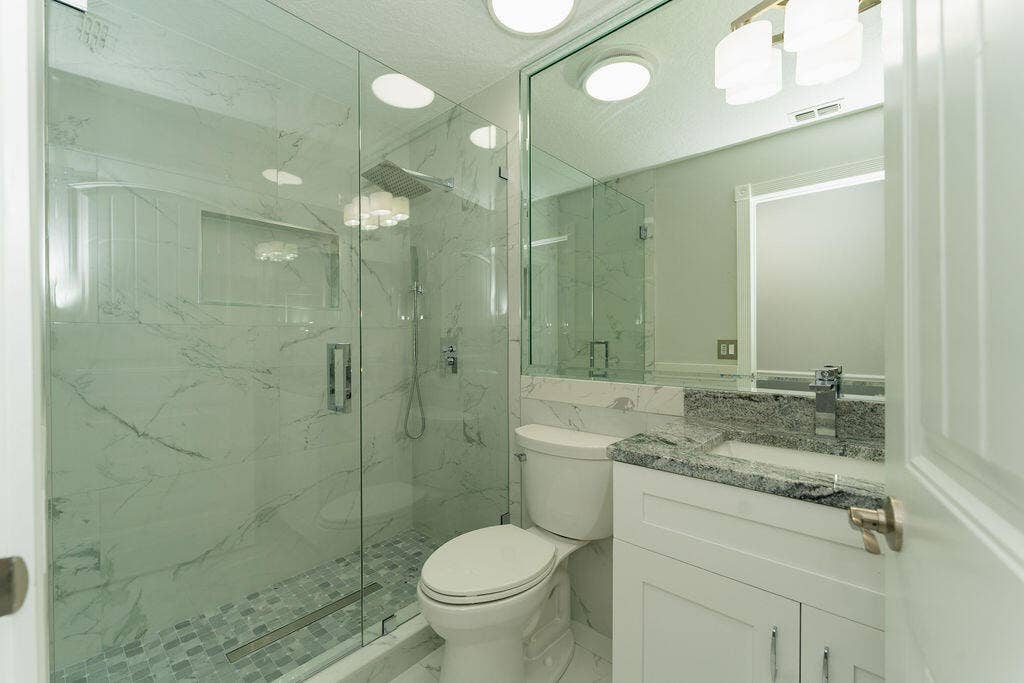 5138 NW WISK FERN Circle, Port St Lucie, FL 34986 Frameless glass shower doors