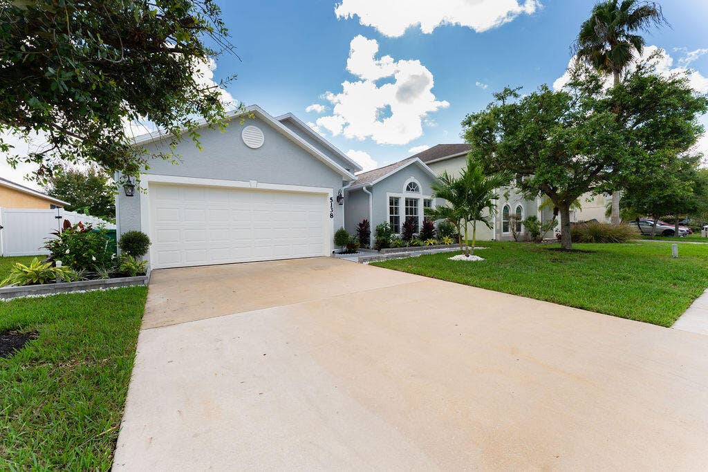 5138 NW WISK FERN Circle, Port St Lucie, FL 34986 SIL05750