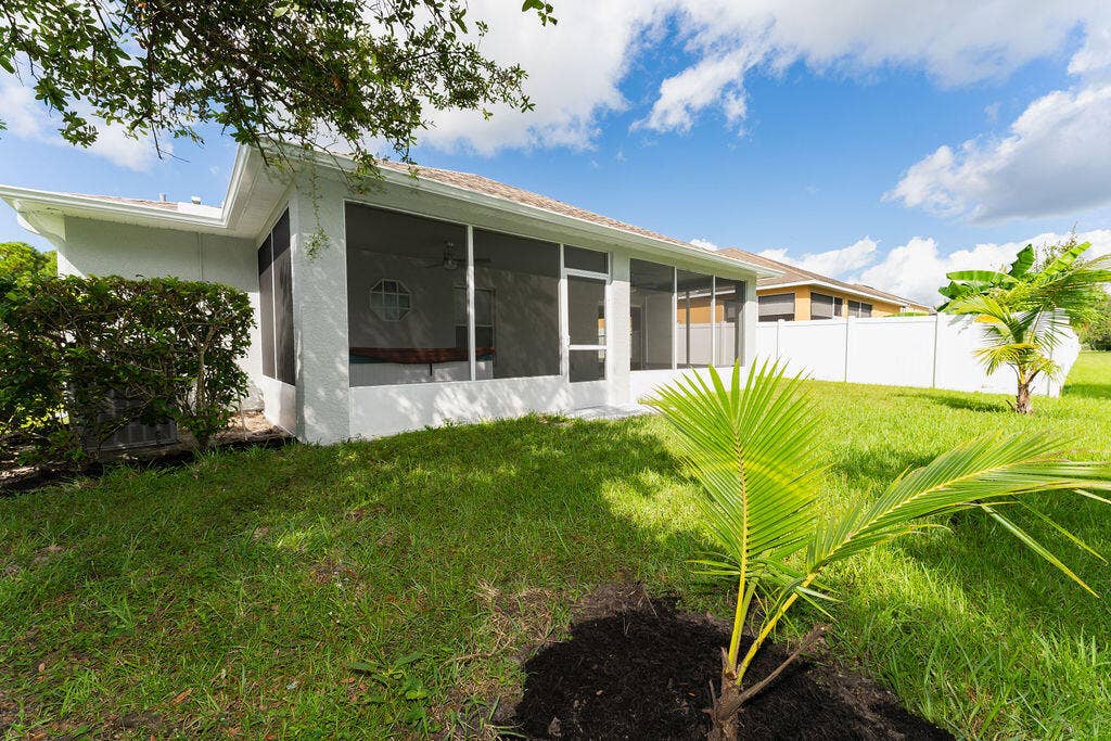 5138 NW WISK FERN Circle, Port St Lucie, FL 34986 SIL05772
