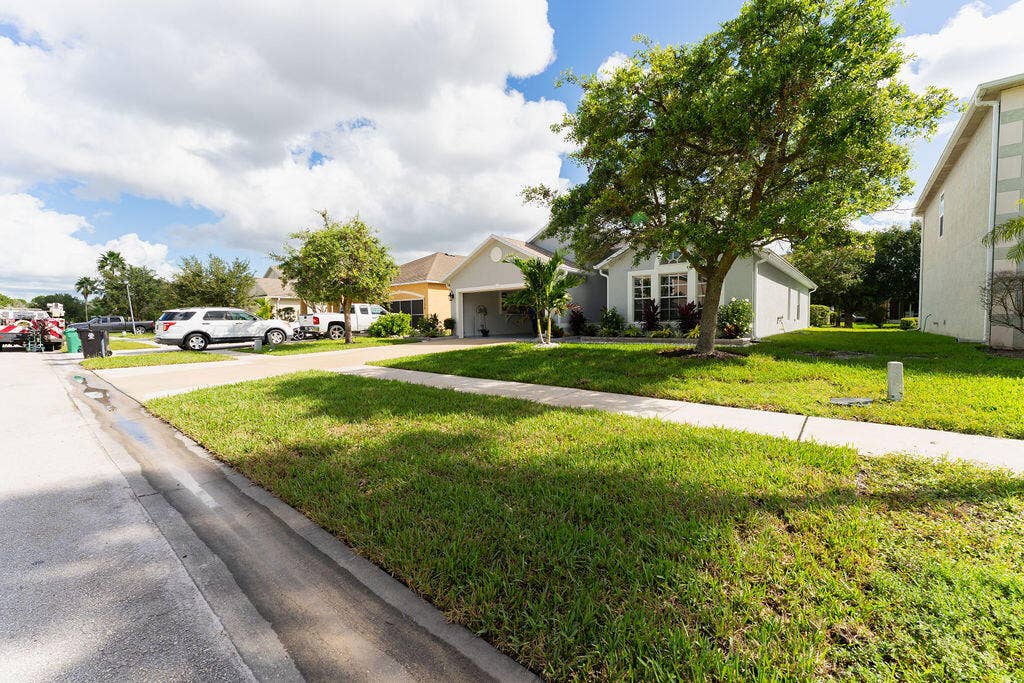 5138 NW WISK FERN Circle, Port St Lucie, FL 34986 SIL05733