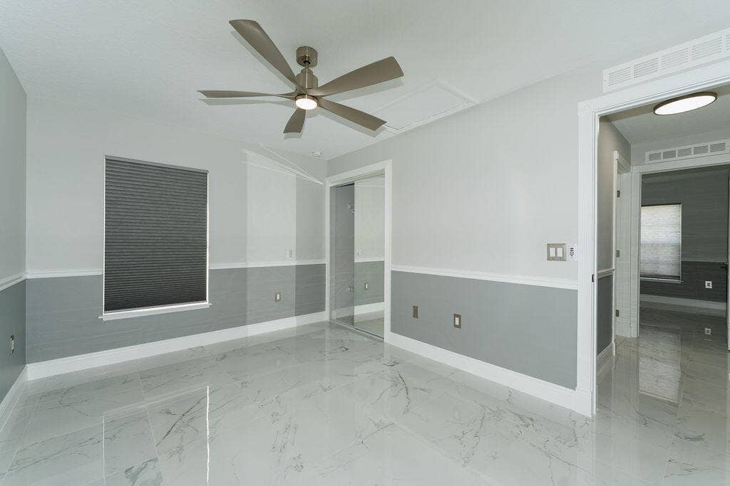 5138 NW WISK FERN Circle, Port St Lucie, FL 34986 Chair railing and mill work in every room