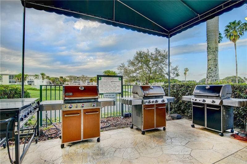 2305 LUCAYA Lane, #L4, Coconut Creek, Coconut Creek, FL 33066 BAR-B-QUES