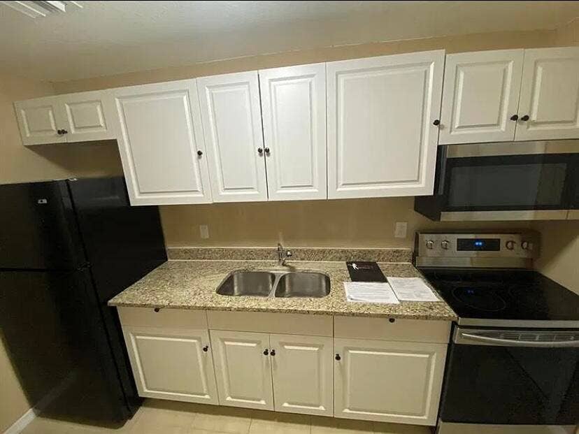 1400 AVENUE I, #A, Fort Pierce, FL 34950 IMG_8786