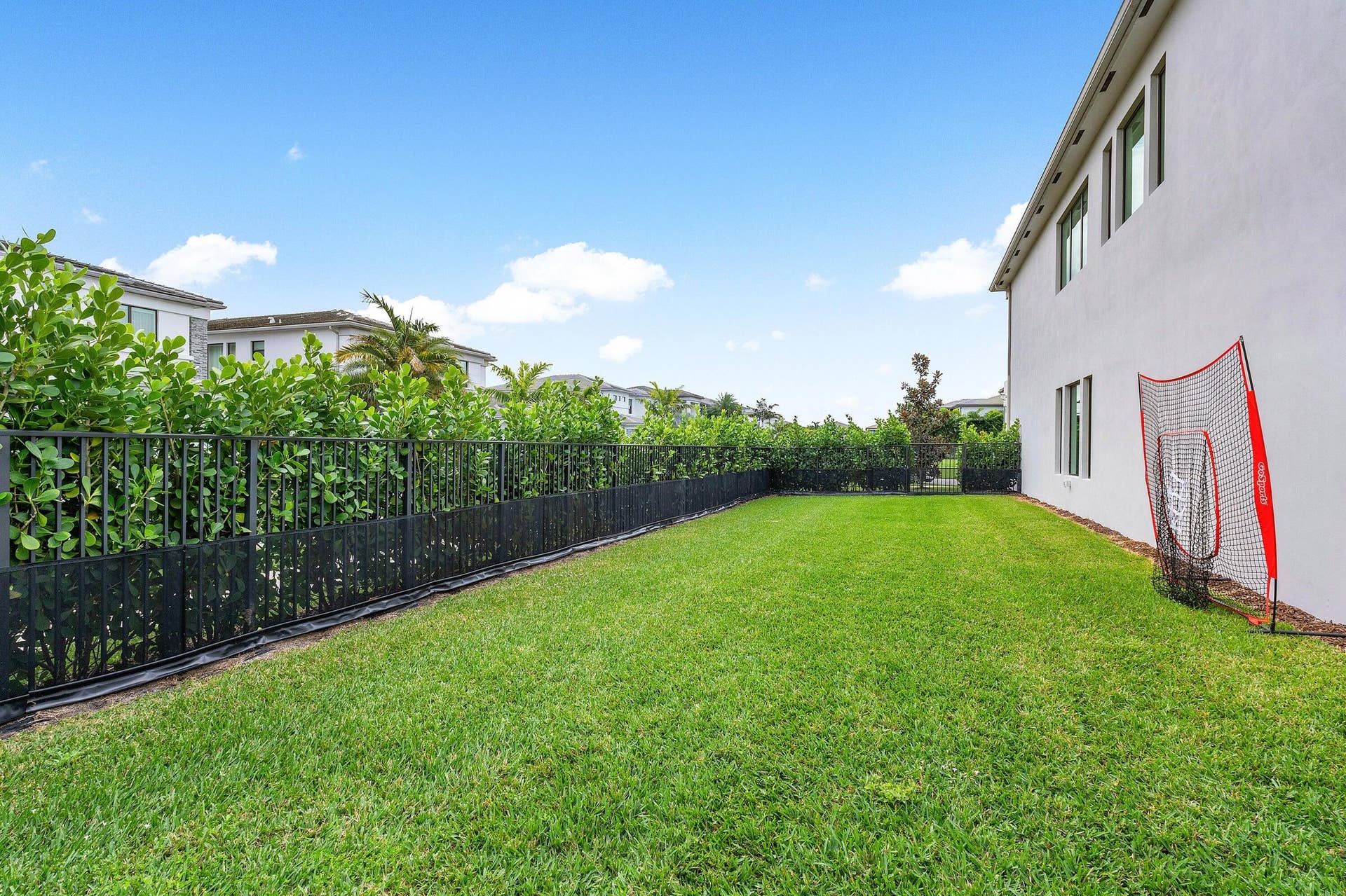 Private Side Yard