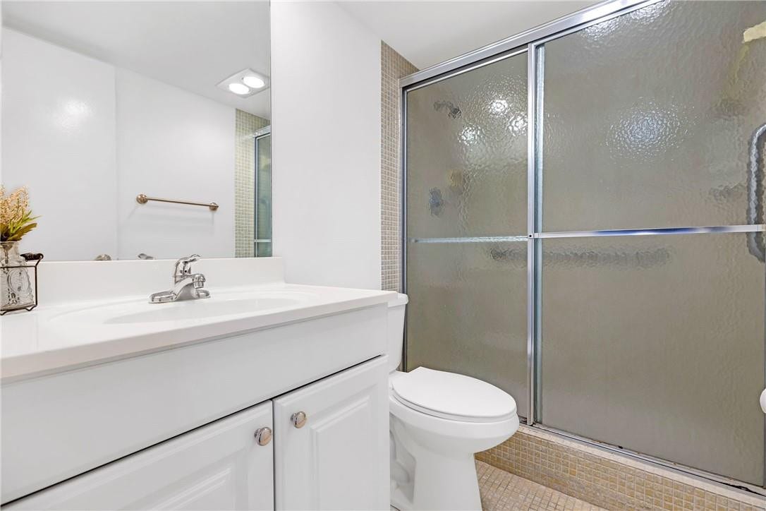 605 OAKS Drive, #104, Pompano Beach, Pompano Beach, FL 33069 Photo 16