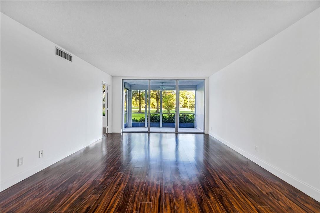 605 OAKS Drive, #104, Pompano Beach, Pompano Beach, FL 33069 Photo 3
