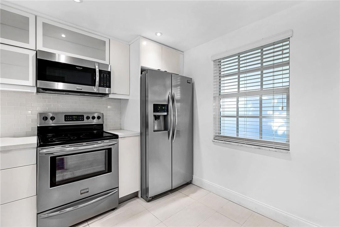 605 OAKS Drive, #104, Pompano Beach, Pompano Beach, FL 33069 Photo 11