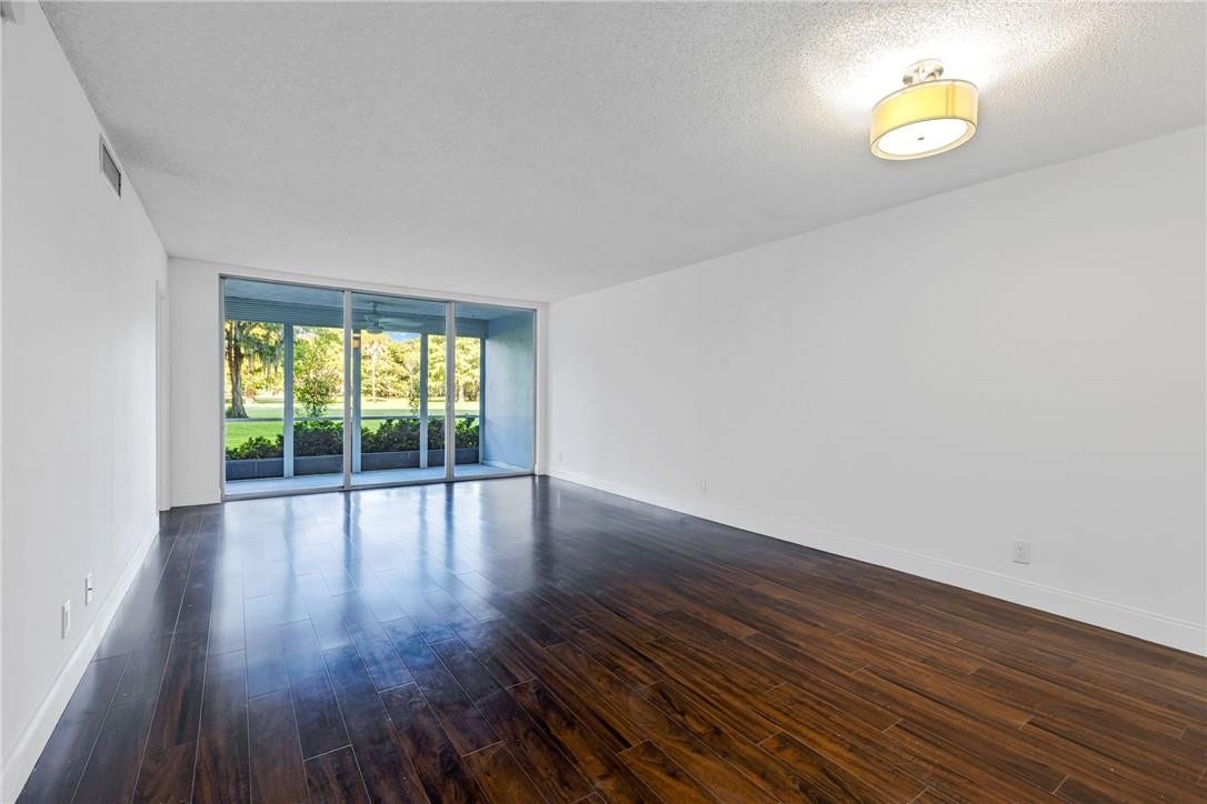 605 OAKS Drive, #104, Pompano Beach, Pompano Beach, FL 33069 Photo 2