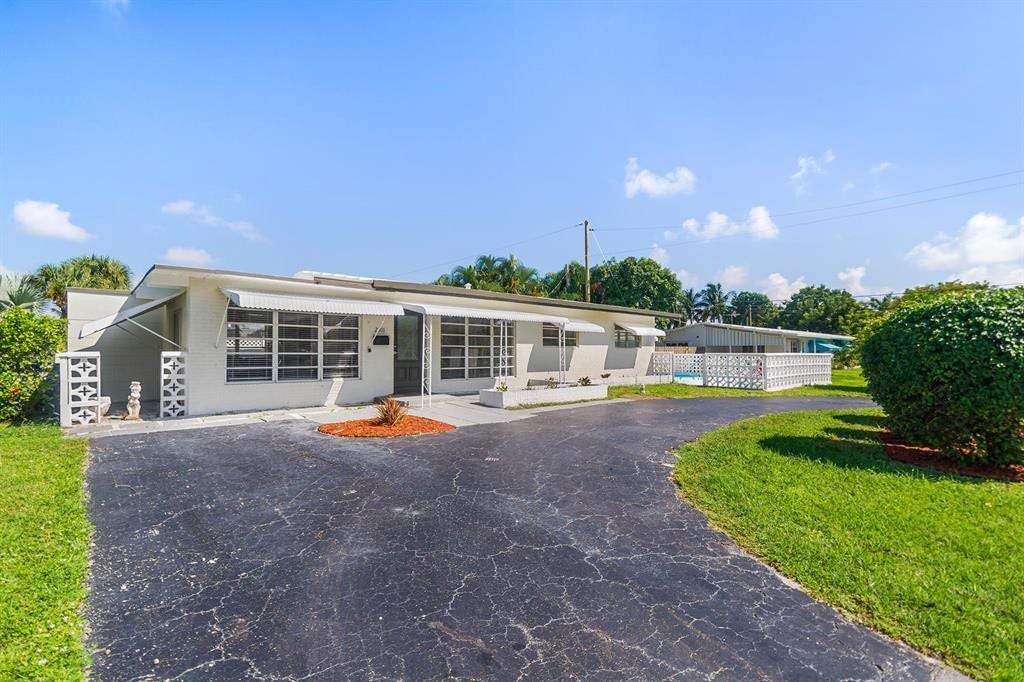 2501 NE 12TH Street, Pompano Beach, FL 33062 Photo 23