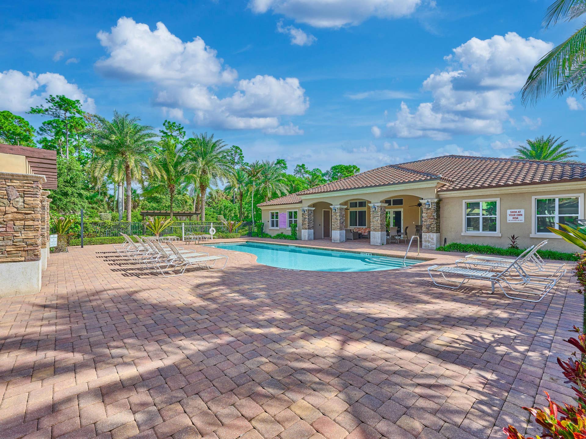 141 SWORD FERN Place, Wellington, FL 33414 Community Pool
