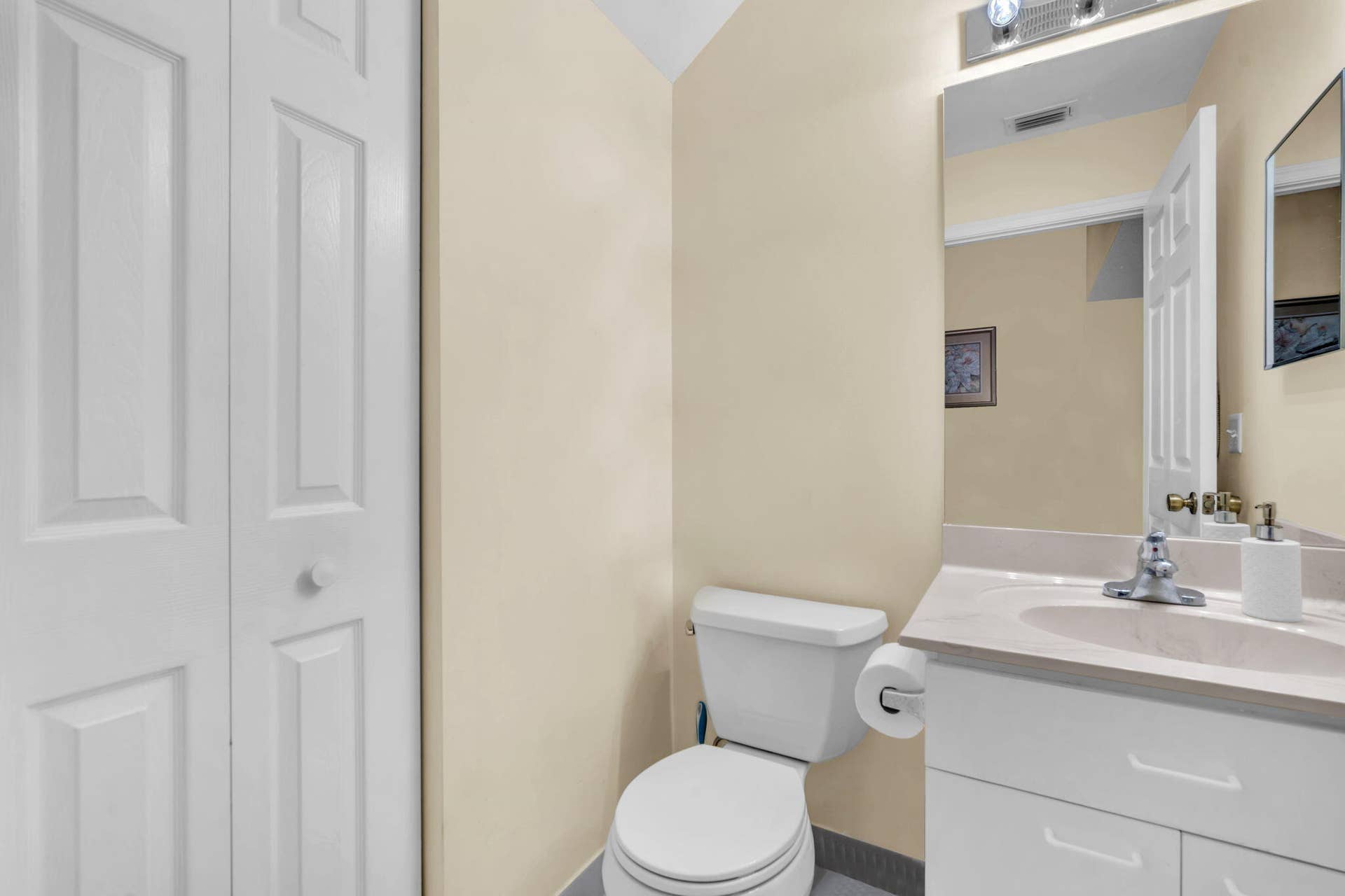 1109 LANDINGS Boulevard, Greenacres, FL 33413 30-web-or-mls-DSC02779