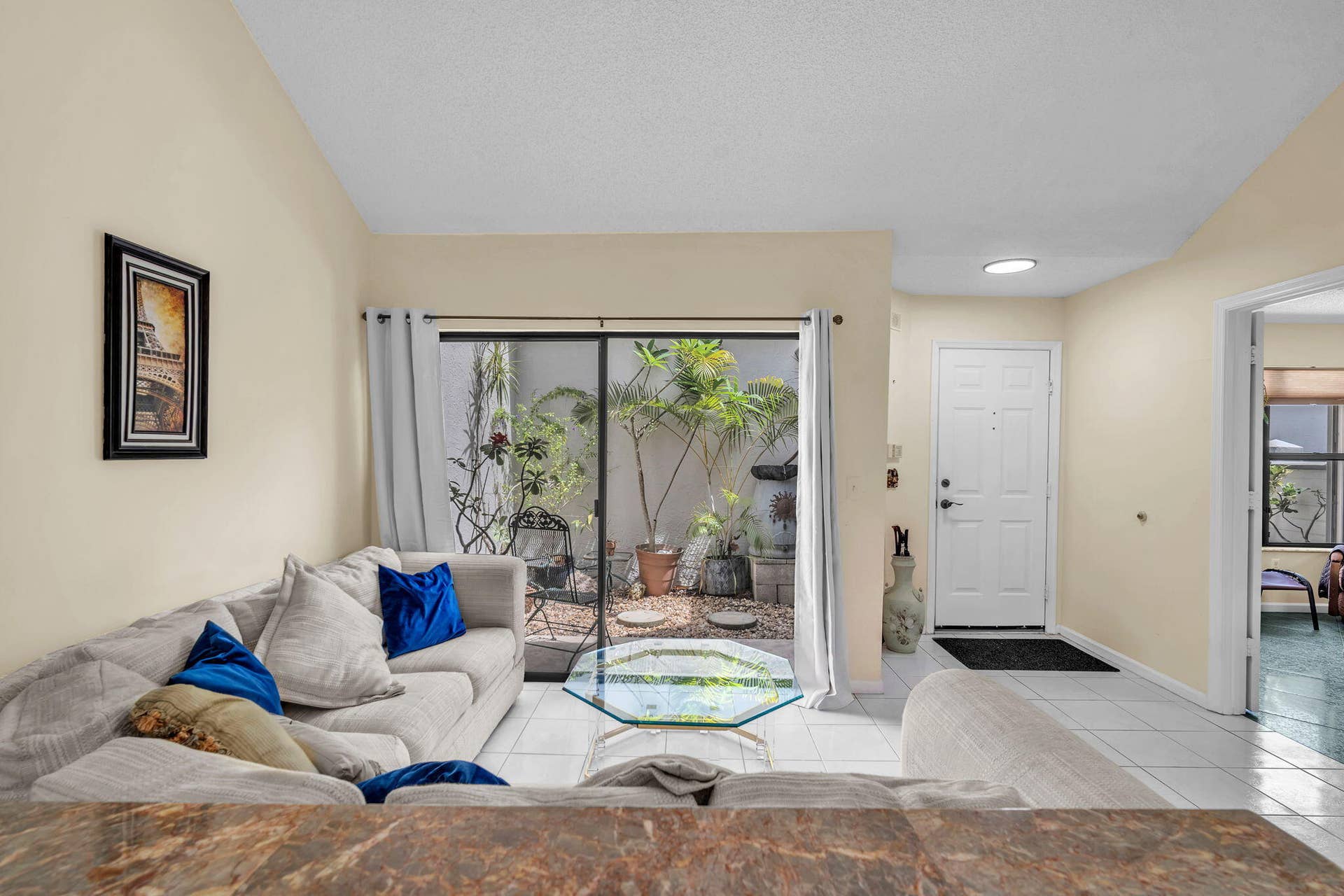 1109 LANDINGS Boulevard, Greenacres, FL 33413 9-web-or-mls-DSC02695