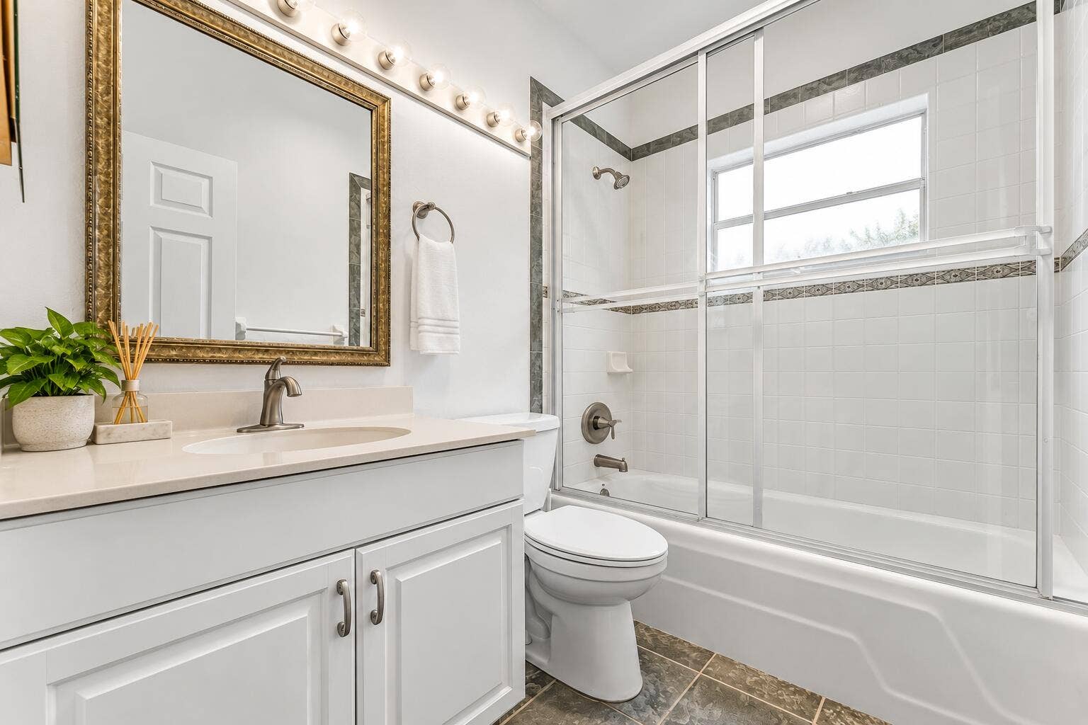 14757 HORSESHOE Trace, Wellington, FL 33414 Guest House Full Bath