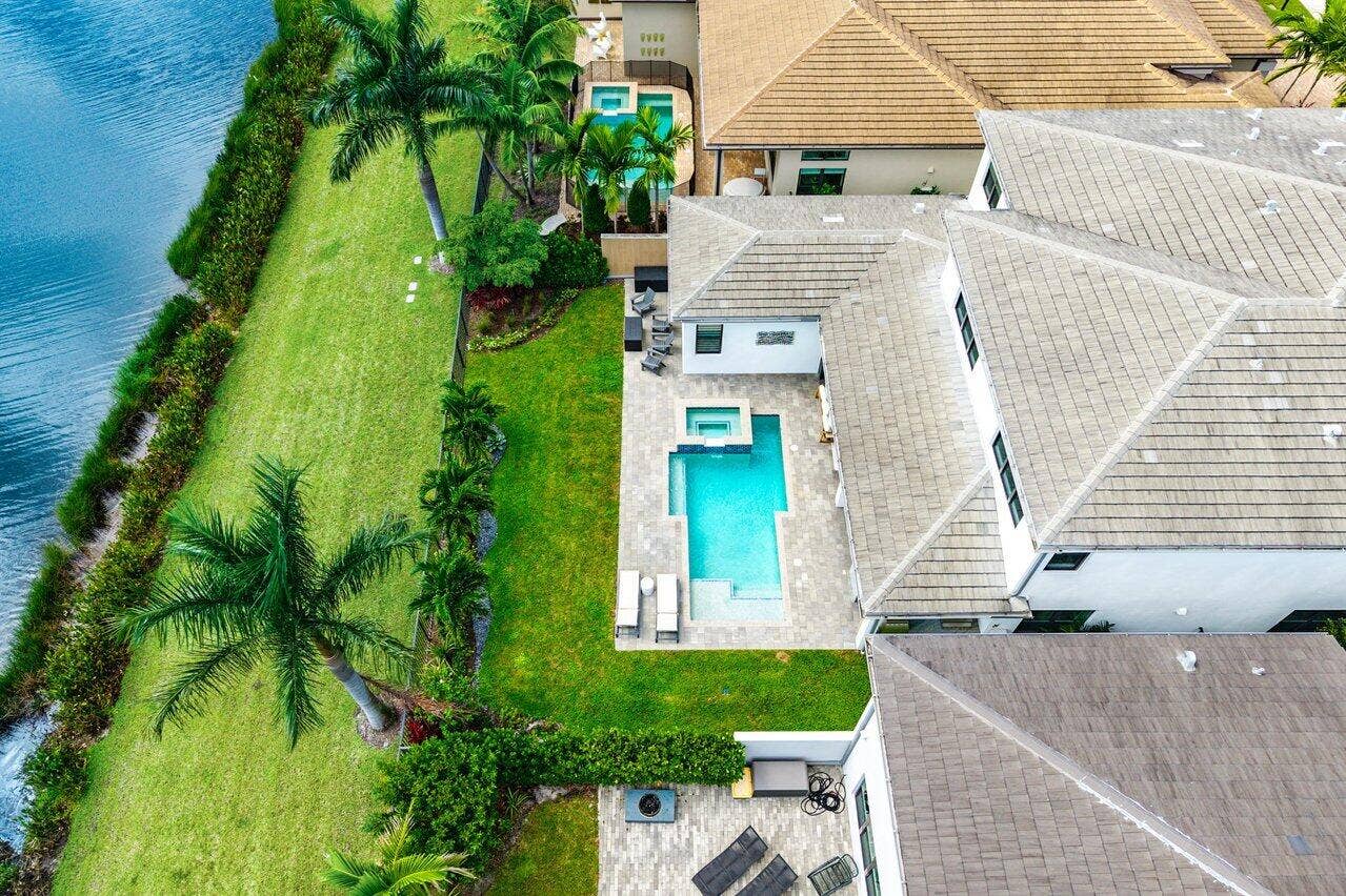 084-8550CrystalDownsAvenue-BocaRaton-FL-