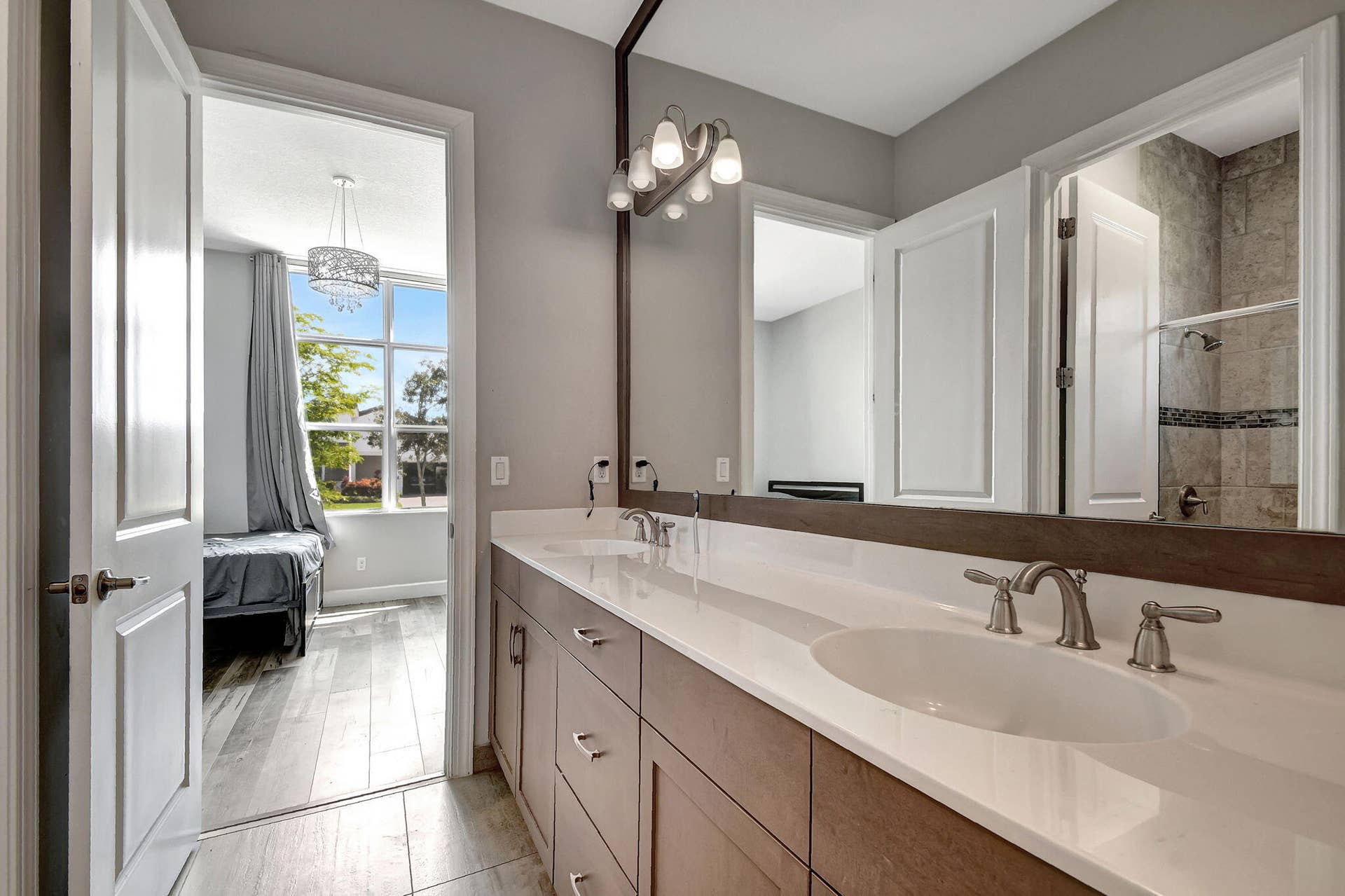 2nd Bathroom