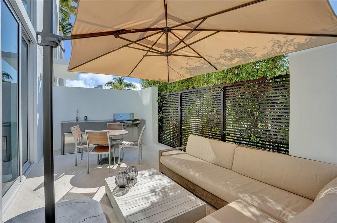 401 N BIRCH Road, #TH5, Fort Lauderdale, Fort Lauderdale, FL 33304 Photo 7