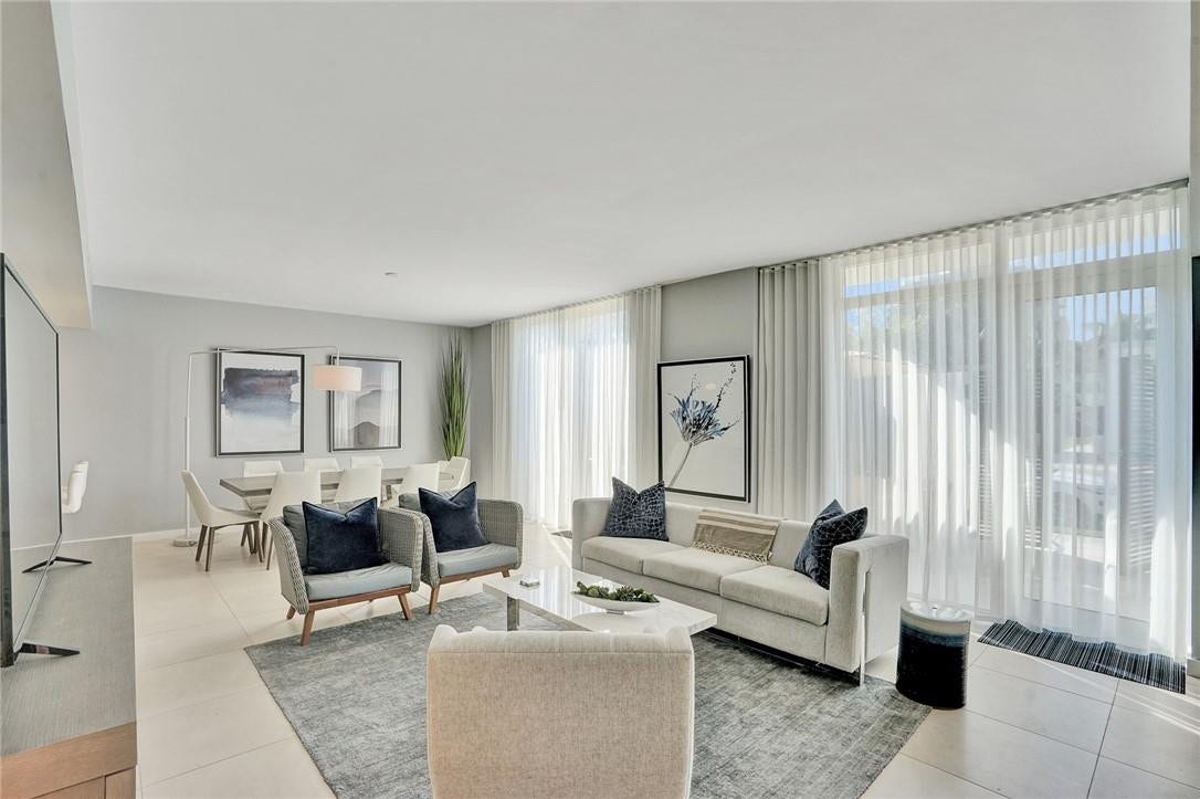 401 N BIRCH Road, #TH5, Fort Lauderdale, Fort Lauderdale, FL 33304 Photo 2