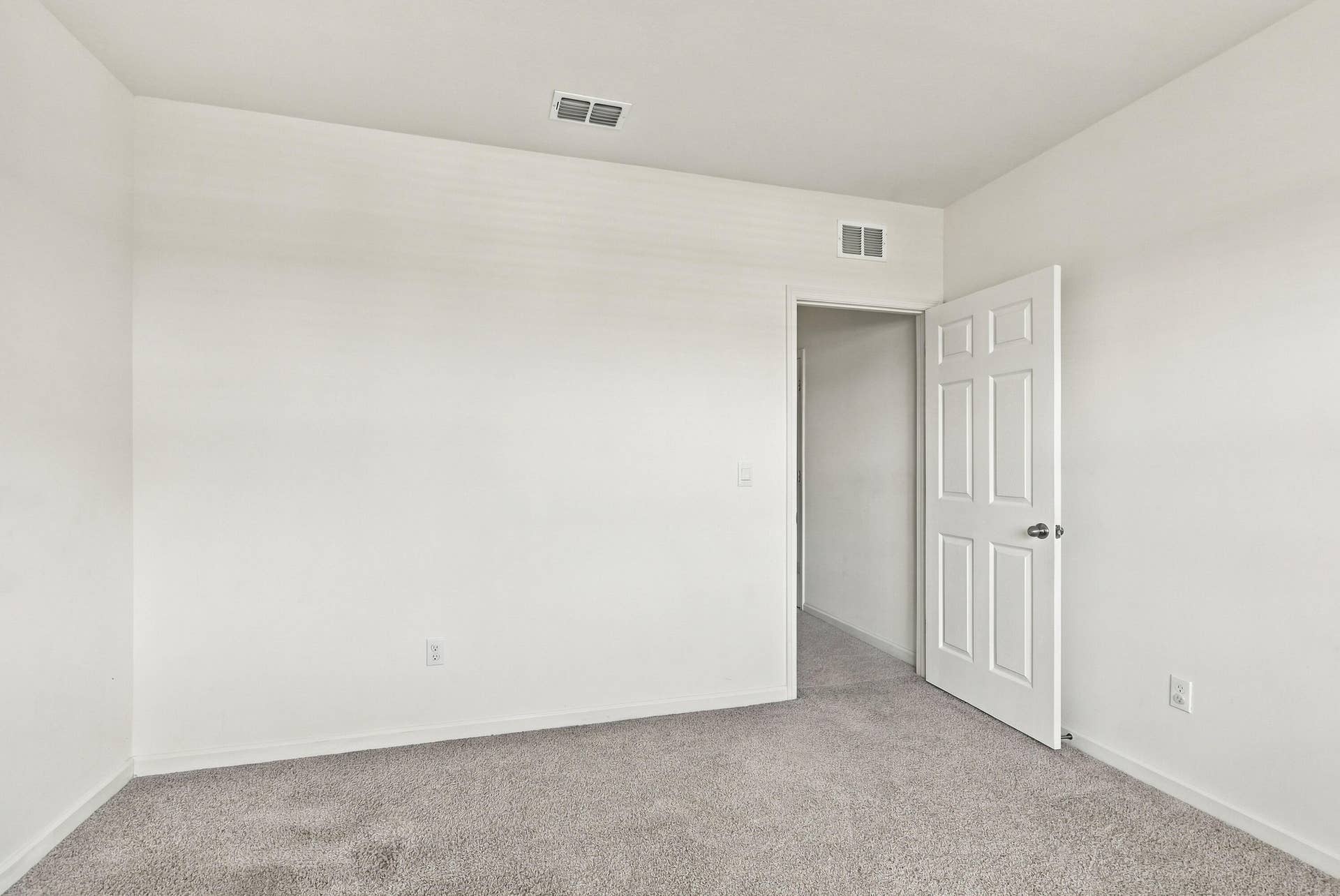 5305 Fantasy Drive, Fort Pierce, FL 34947 28_bedroom 4