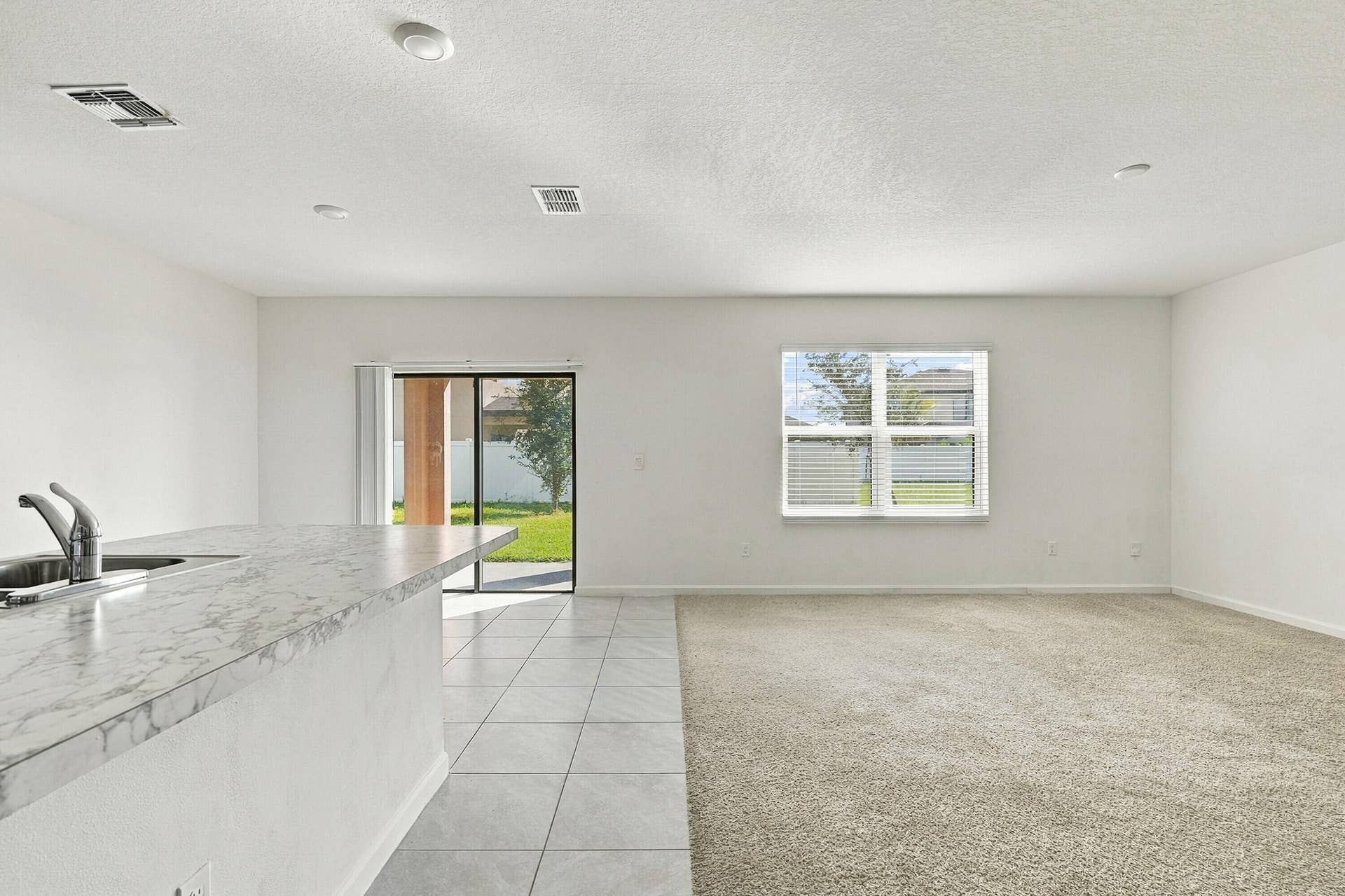 5305 Fantasy Drive, Fort Pierce, FL 34947 05_living room