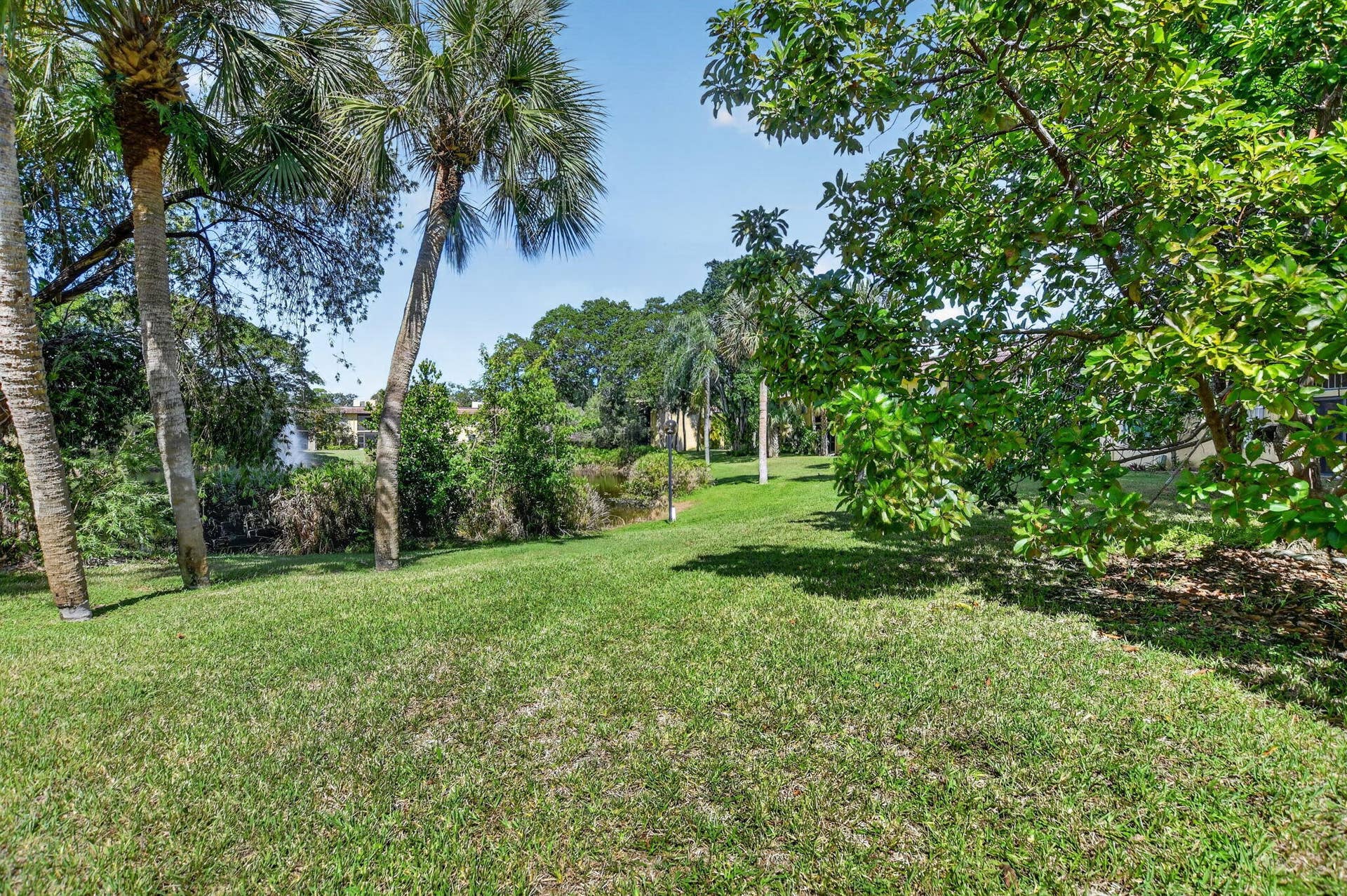 872 SW 9th Street Circle, #101, Boca Raton, FL 33486 30-web-or-mls-DSC_5304