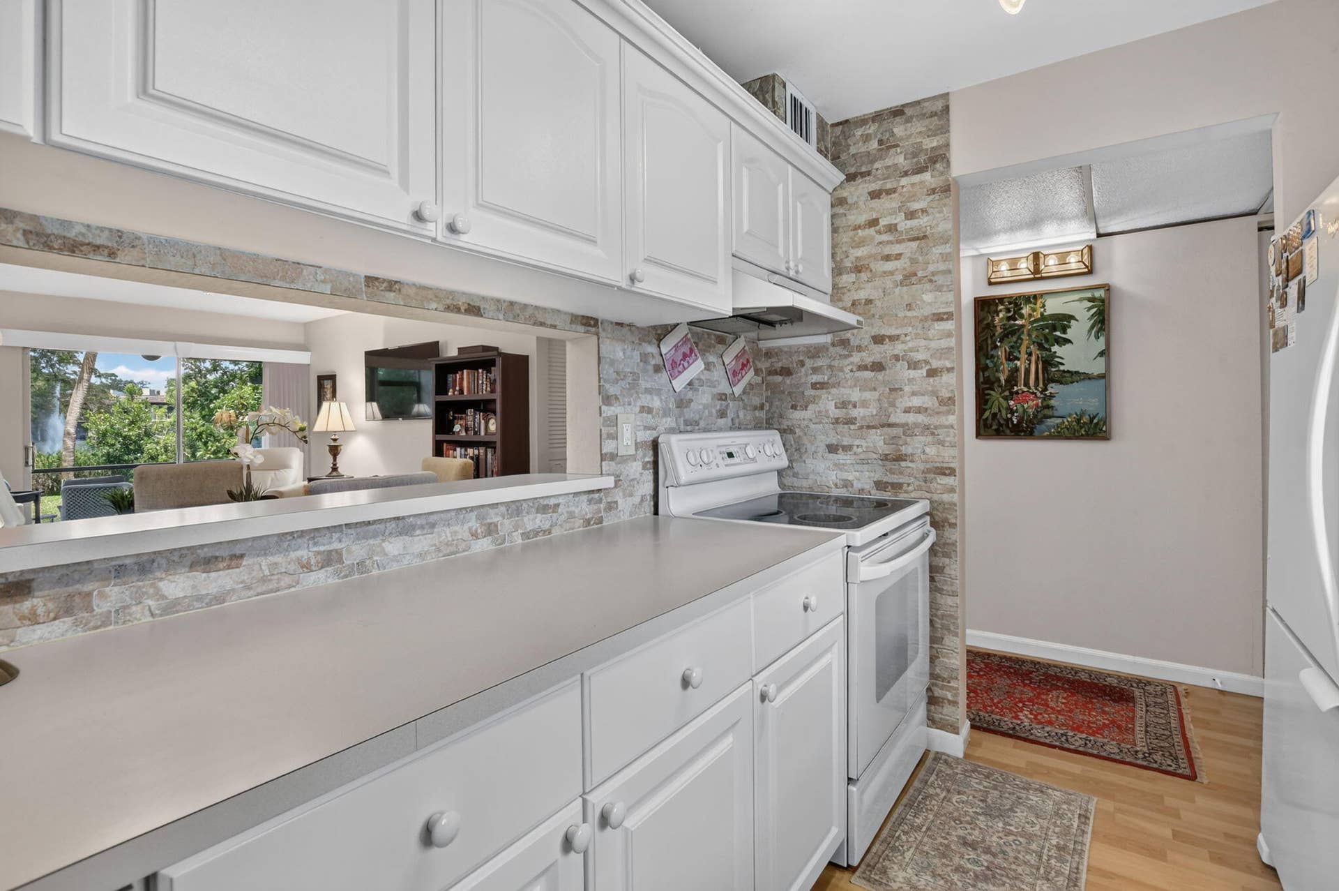 872 SW 9th Street Circle, #101, Boca Raton, FL 33486 8-web-or-mls-DSC_5224