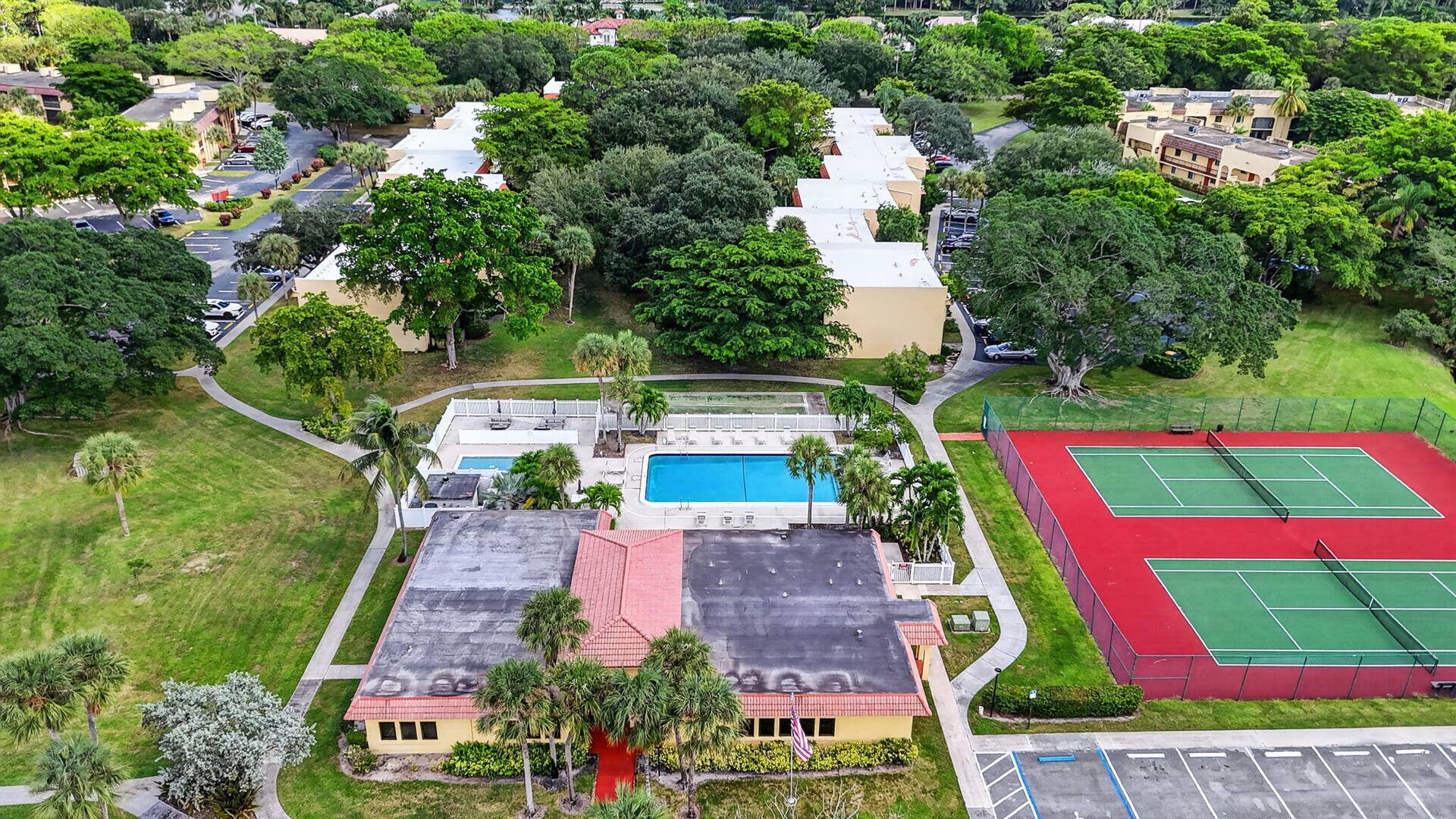 872 SW 9th Street Circle, #101, Boca Raton, FL 33486 46-web-or-mls-DJI_20261016021028_0945_D_