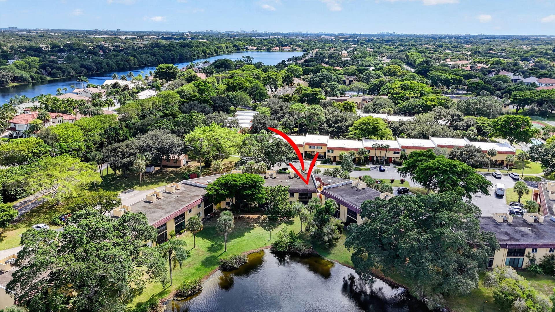872 SW 9th Street Circle, #101, Boca Raton, FL 33486 39-web-or-mls-DJI_20261016021208_0990_D_