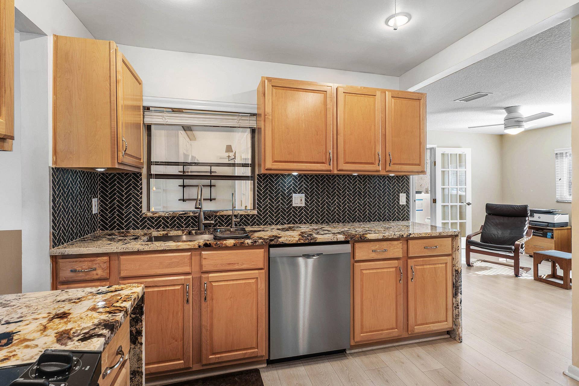 008-6395WhisperingWindWay-DelrayBeach-FL