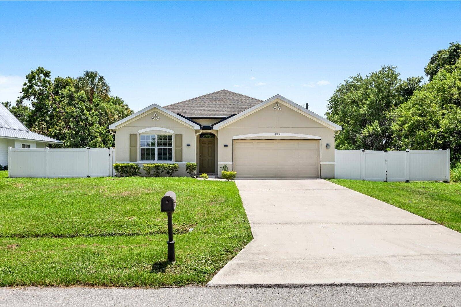 4589 SW Uleta Street, Port St Lucie, FL 34953 Front