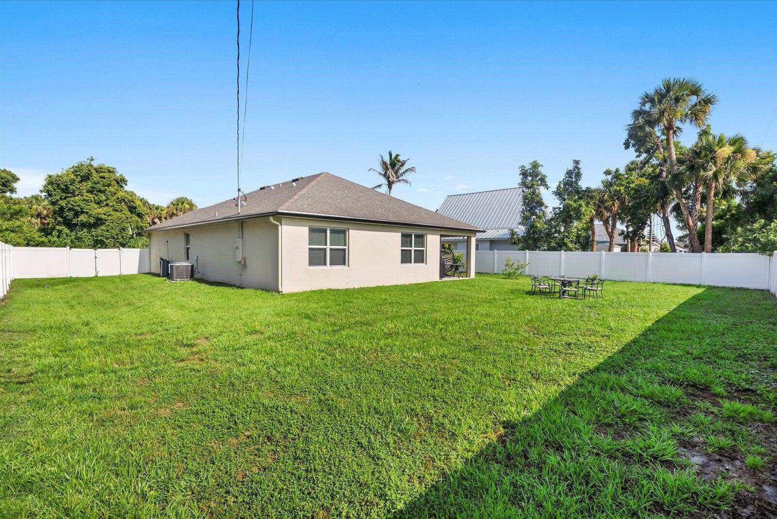 4589 SW Uleta Street, Port St Lucie, FL 34953 Huge Yard