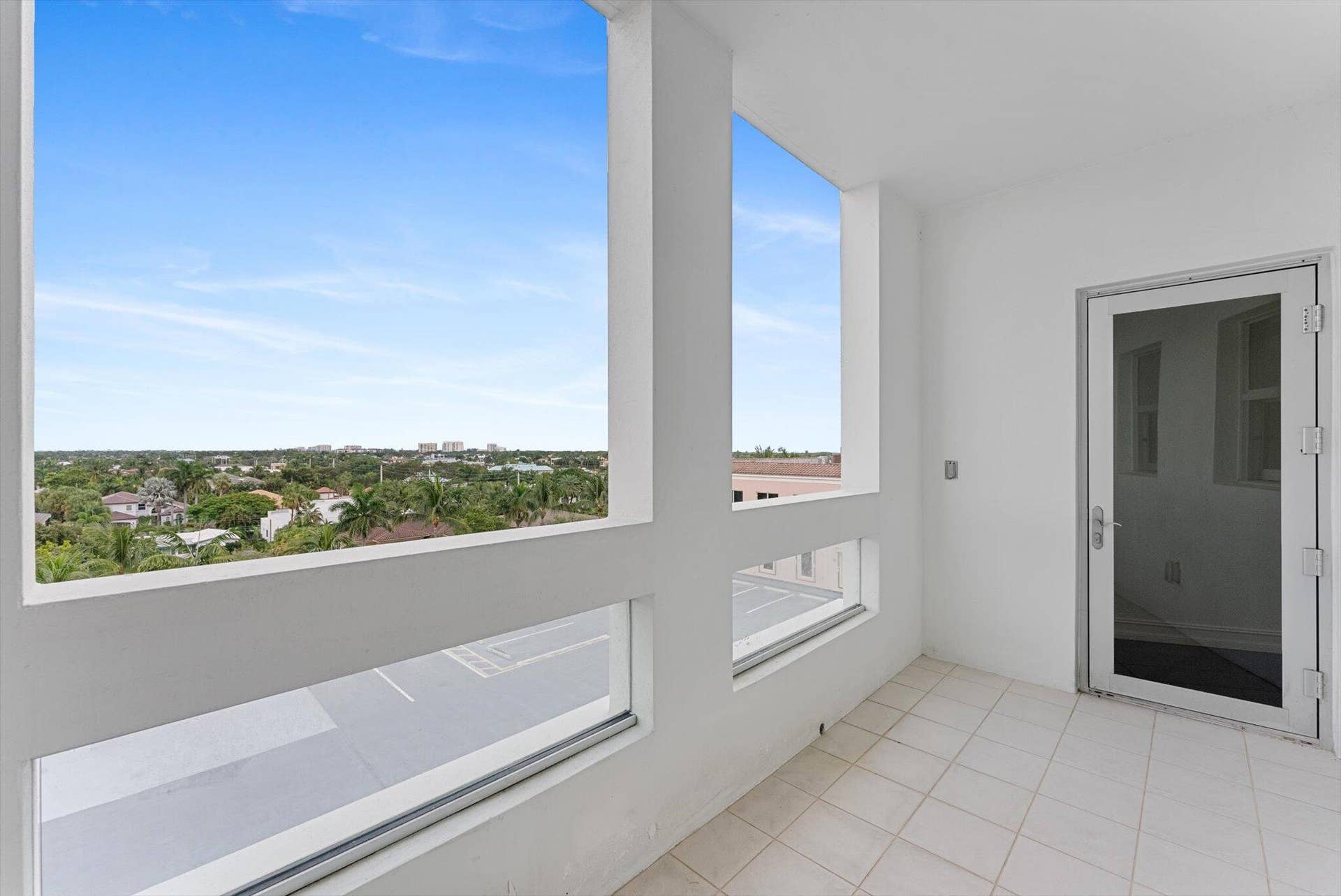 455 E PALMETTO PARK Road, #6E, Boca Raton, FL 33432 35-1-35