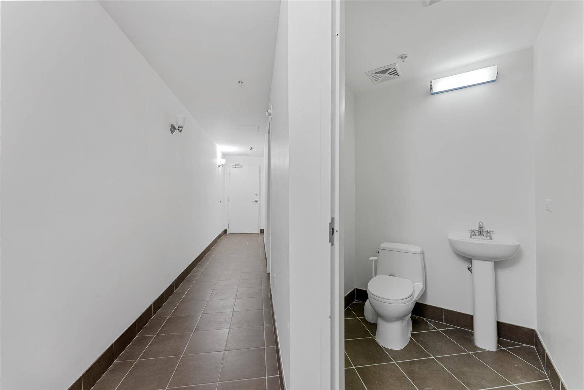 455 E PALMETTO PARK Road, #6E, Boca Raton, FL 33432 03-1-3