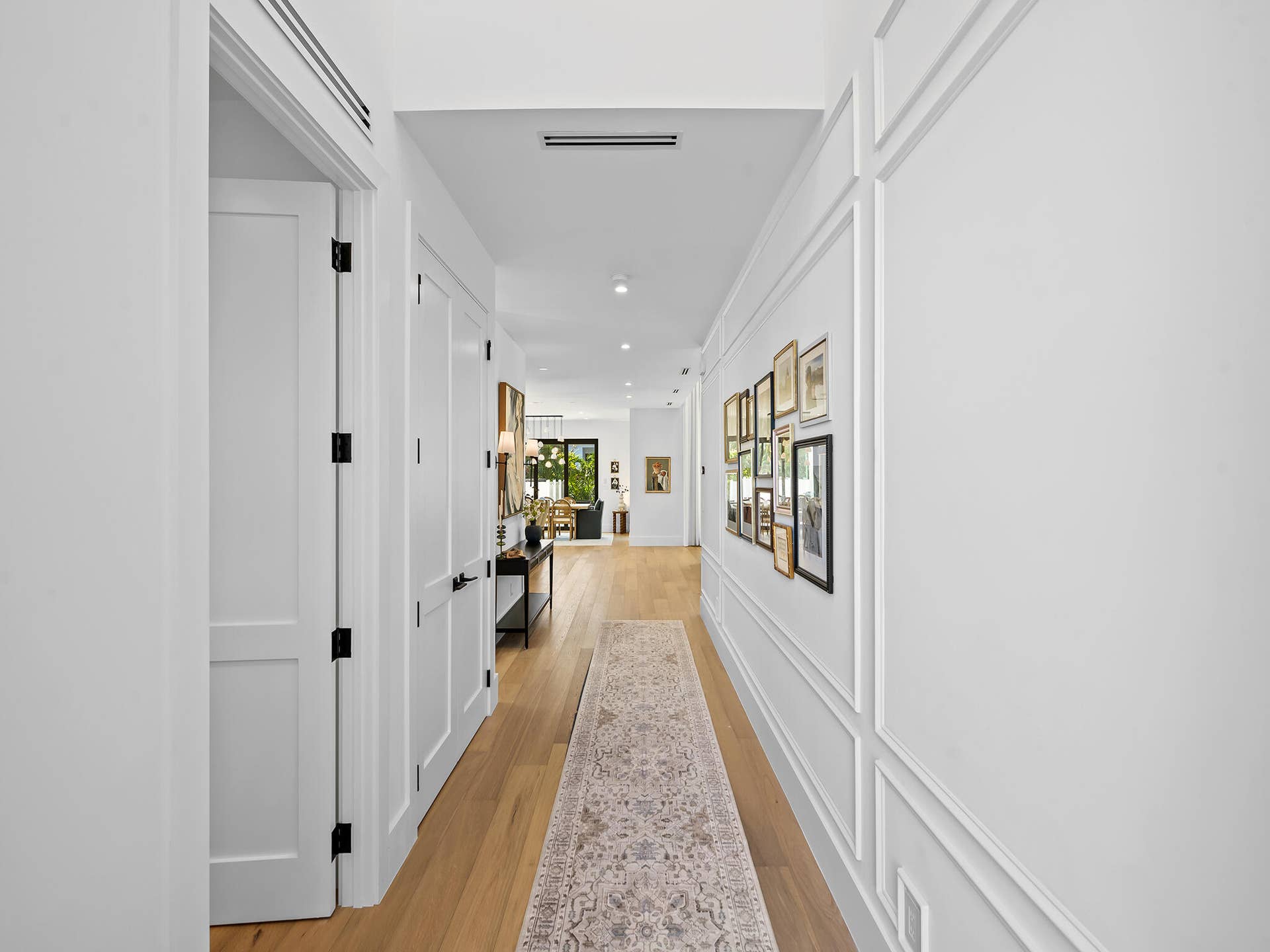 1317 NE 17th Avenue, Fort Lauderdale, FL 33304 DSC_5641