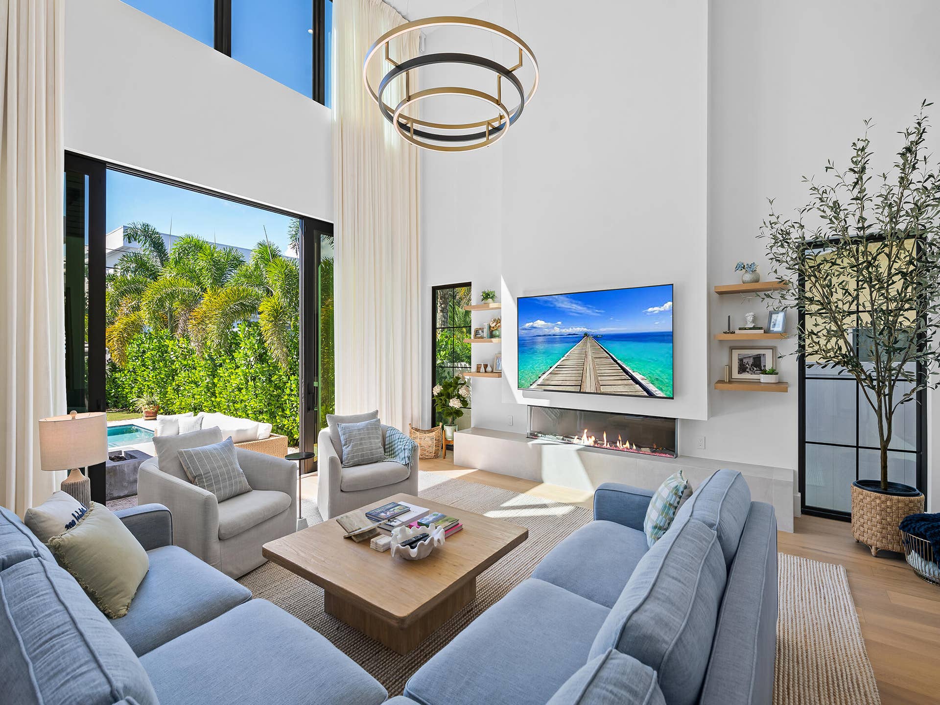 1317 NE 17th Avenue, Fort Lauderdale, FL 33304 DSC_5709