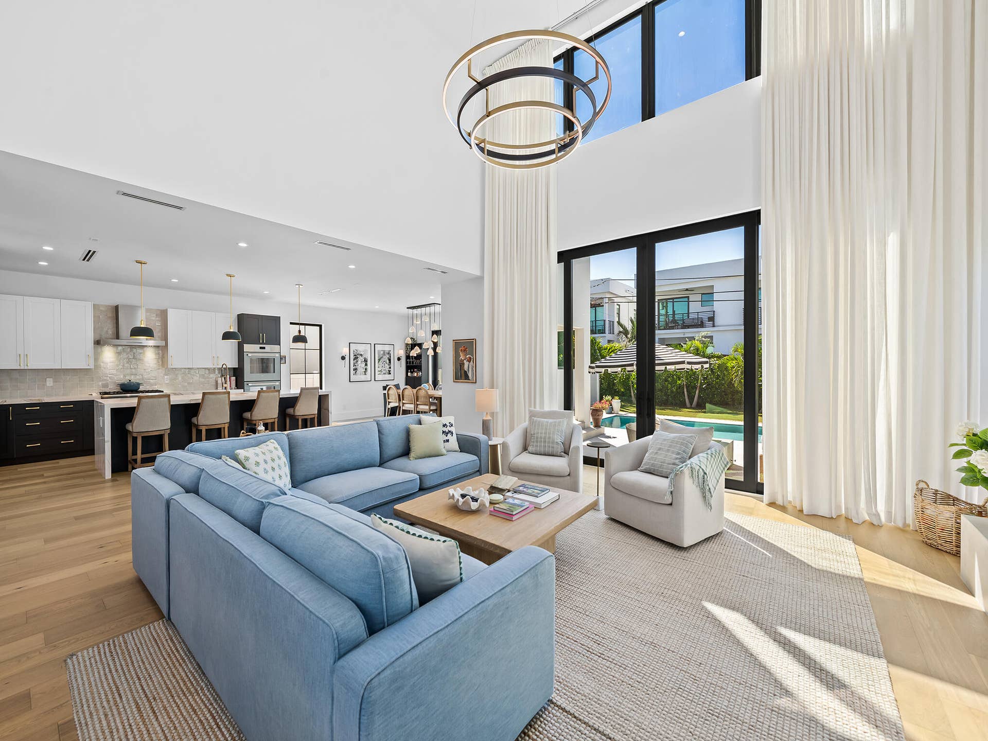 1317 NE 17th Avenue, Fort Lauderdale, FL 33304 DSC_5725